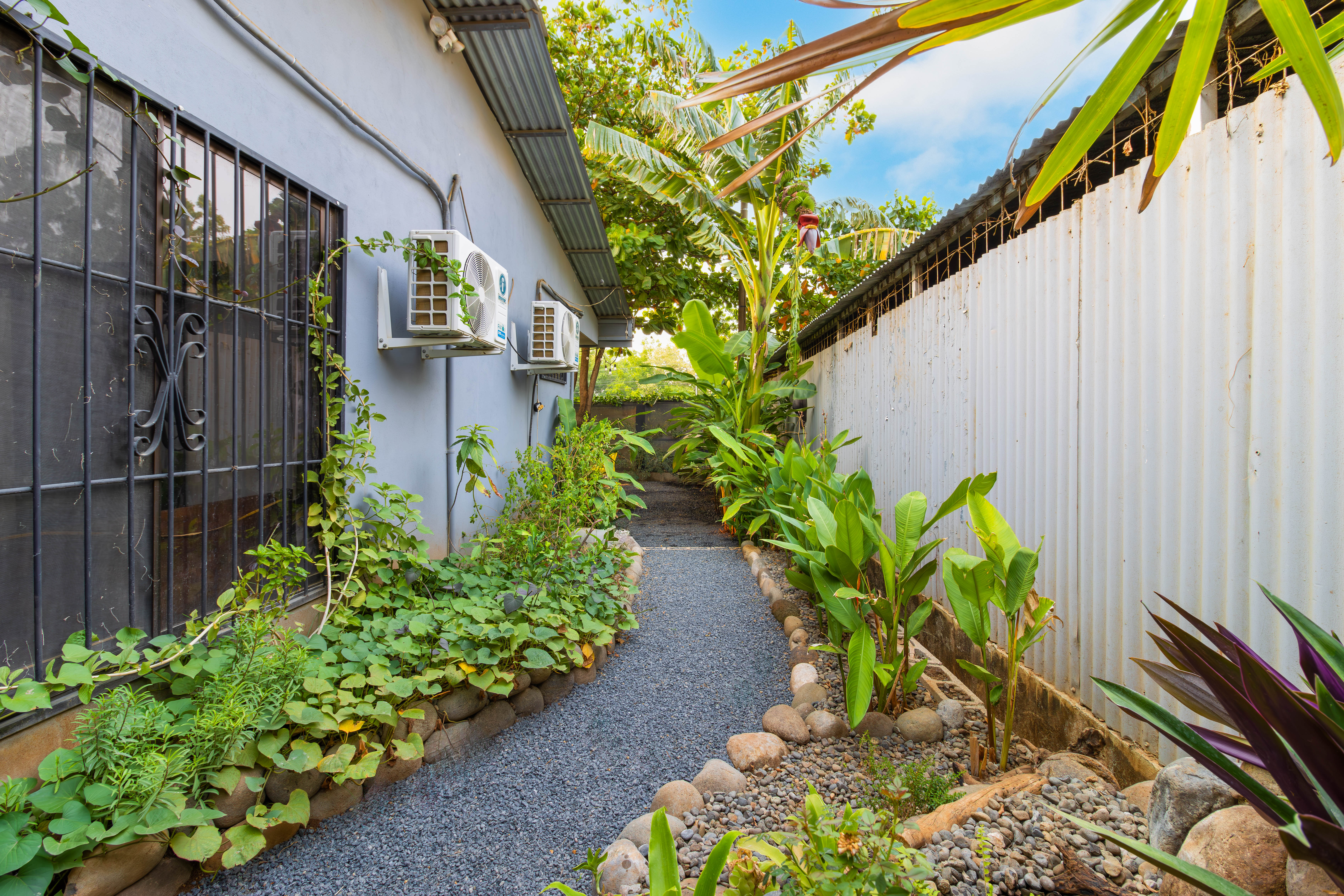 2 bed Single Family Homes For Sale in Playas Del Coco, Guanacaste - thumb 10