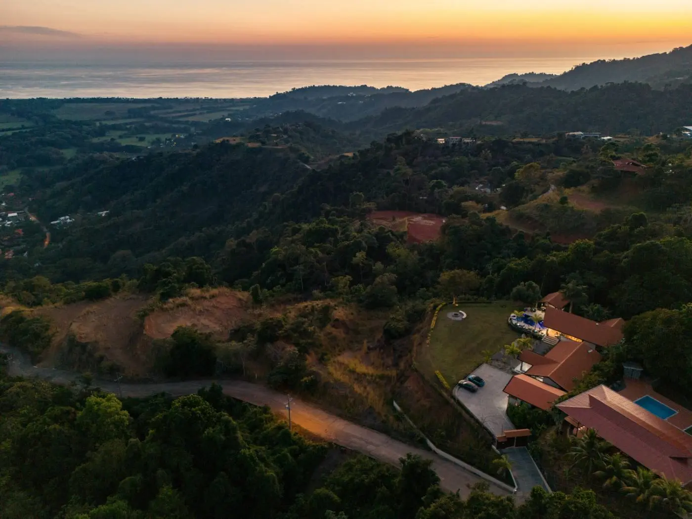 5 bed Single Family Homes For Sale in Playa Hermosa, Puntarenas - thumb 21