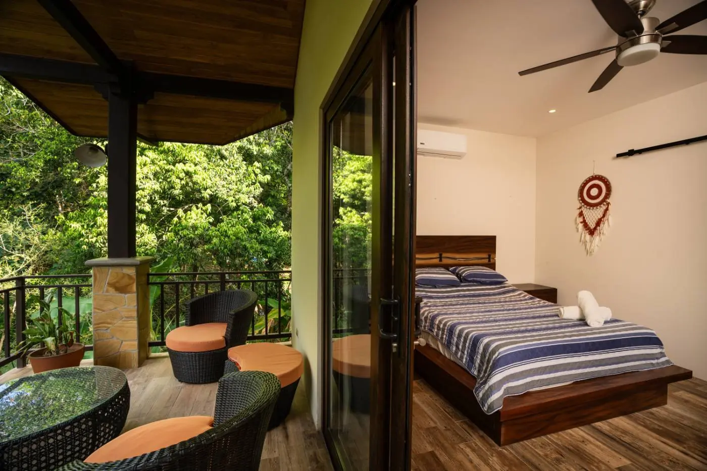 5 bed Single Family Homes For Sale in Playa Hermosa, Puntarenas - thumb 12