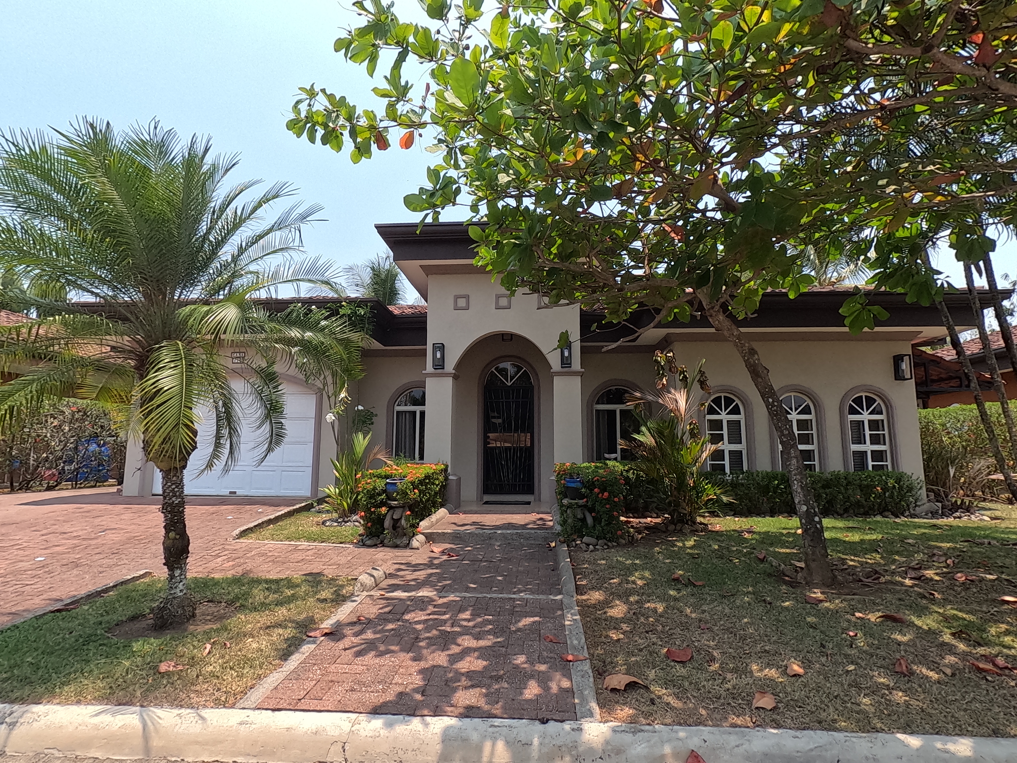 3 bed Single Family Homes For Sale in Bejuco, Puntarenas - thumb 1