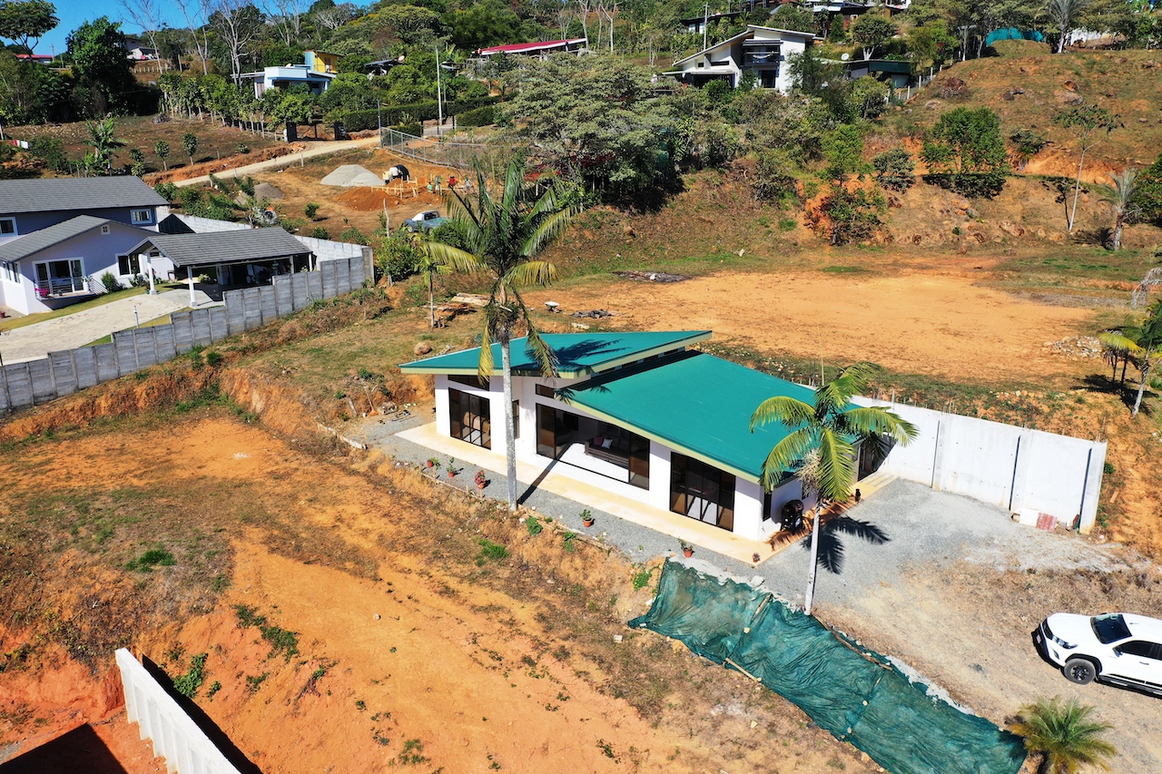 2 bed Single Family Homes For Sale in Perez Zeledon, San Jose - thumb 10