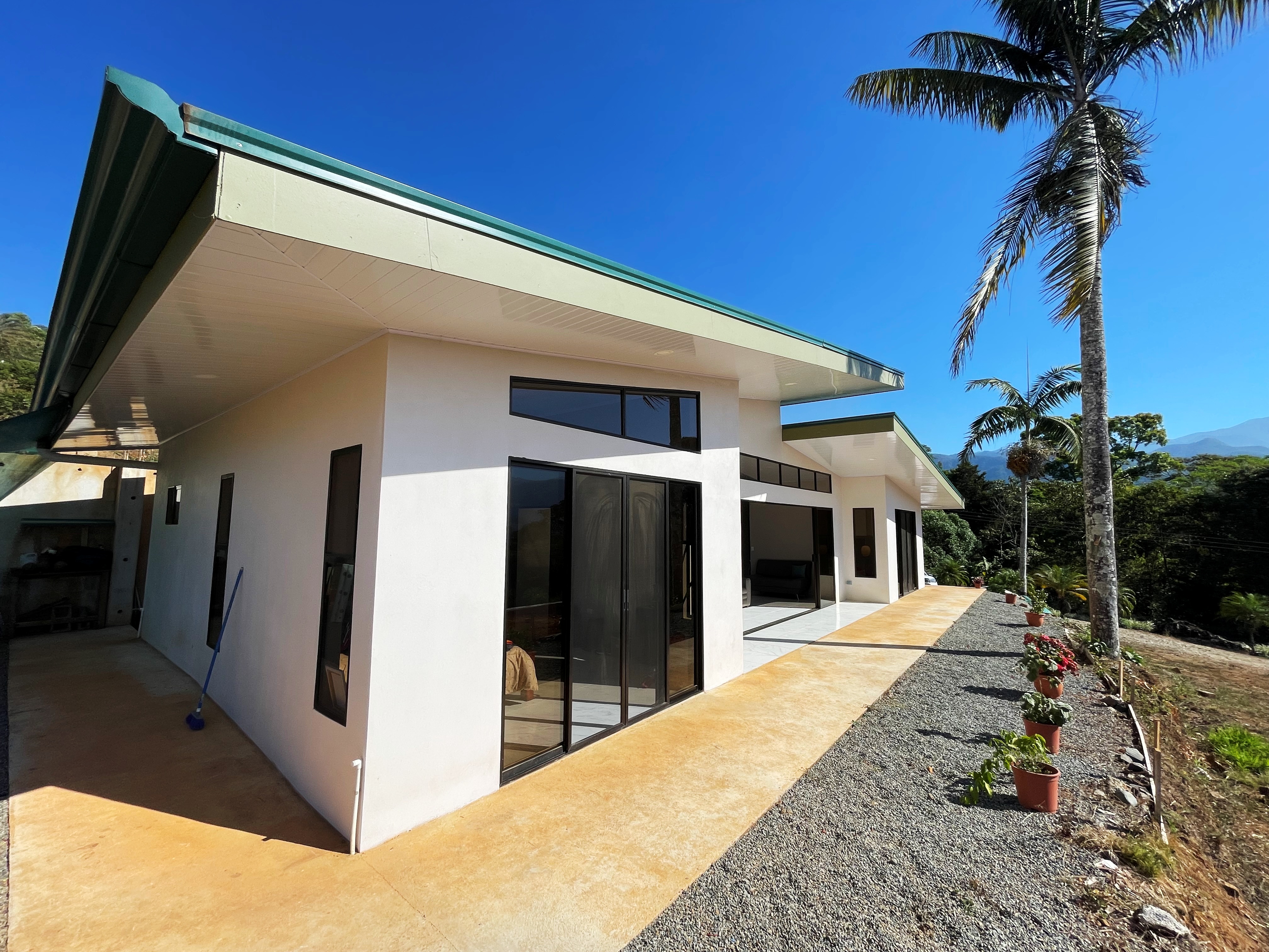 2 bed Single Family Homes For Sale in Perez Zeledon, San Jose - thumb 13