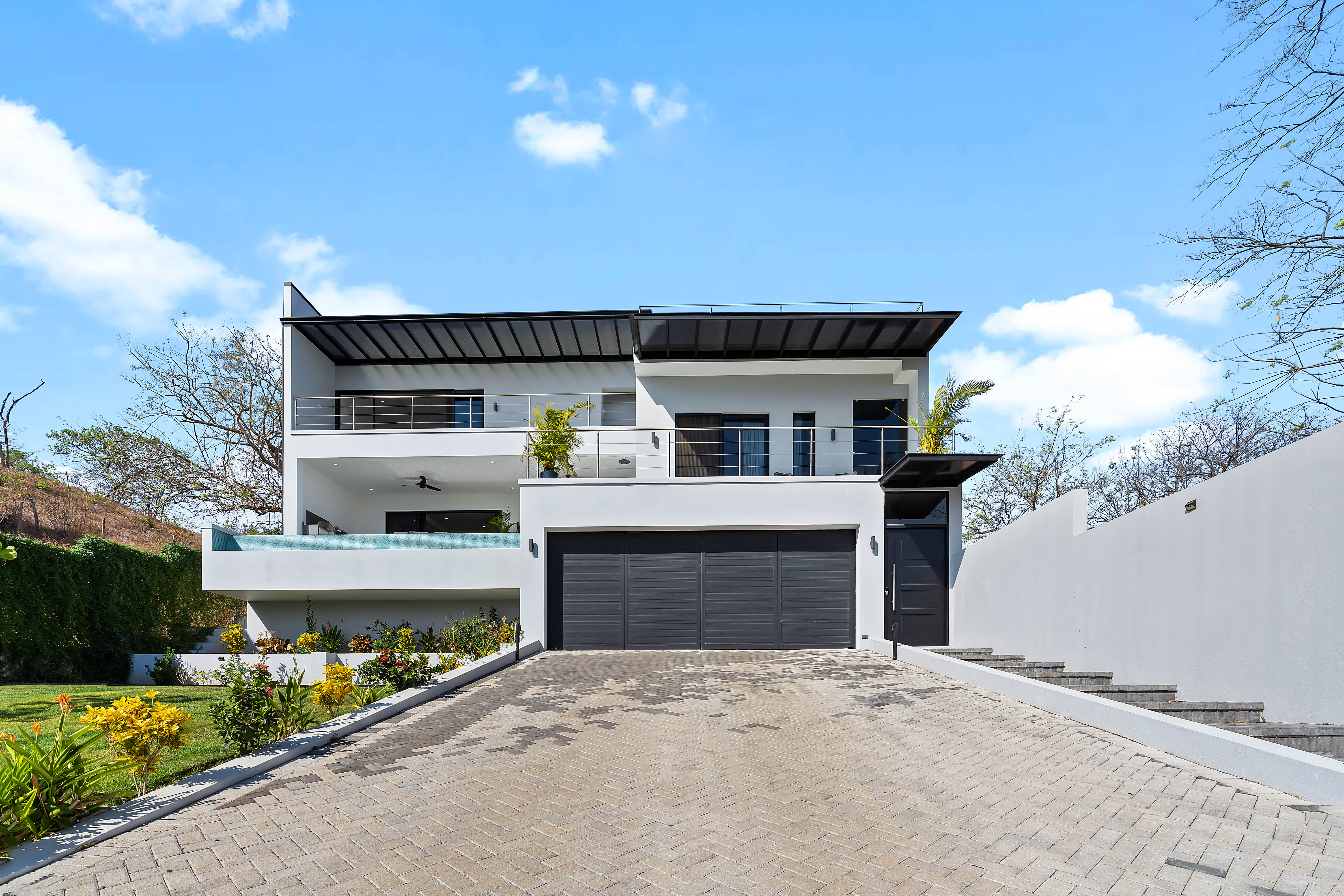 3 bed Single Family Homes For Sale in Tamarindo, Guanacaste - thumb 1