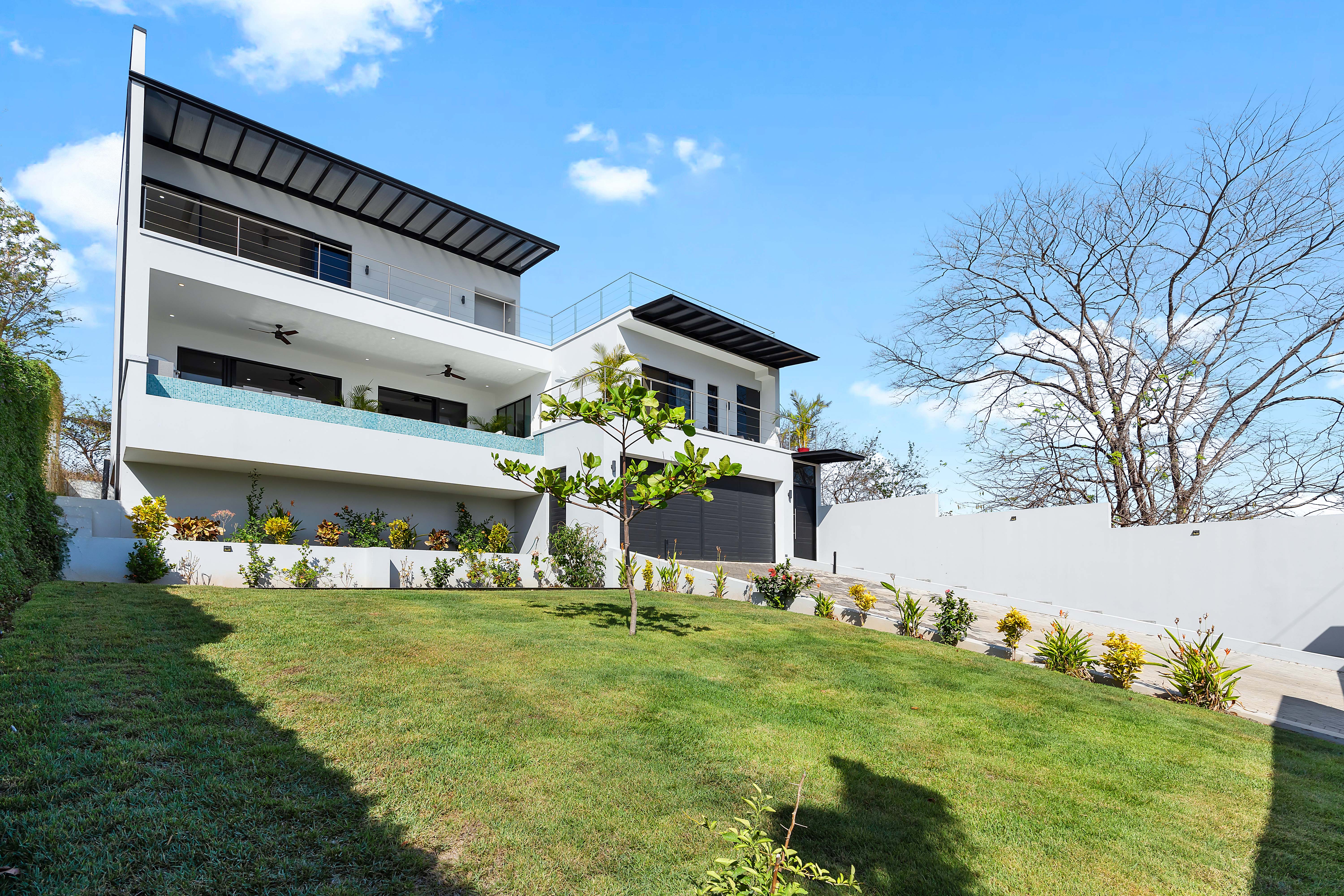 3 bed Single Family Homes For Sale in Tamarindo, Guanacaste - thumb 2