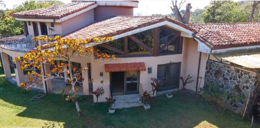 4 bed Single Family Homes For Sale in Naranjo, Alajuela - thumb 5