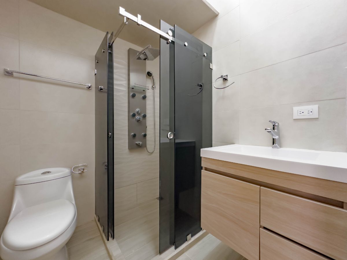 2 bed Single Family Homes For Sale in Playas Del Coco, Guanacaste - thumb 8