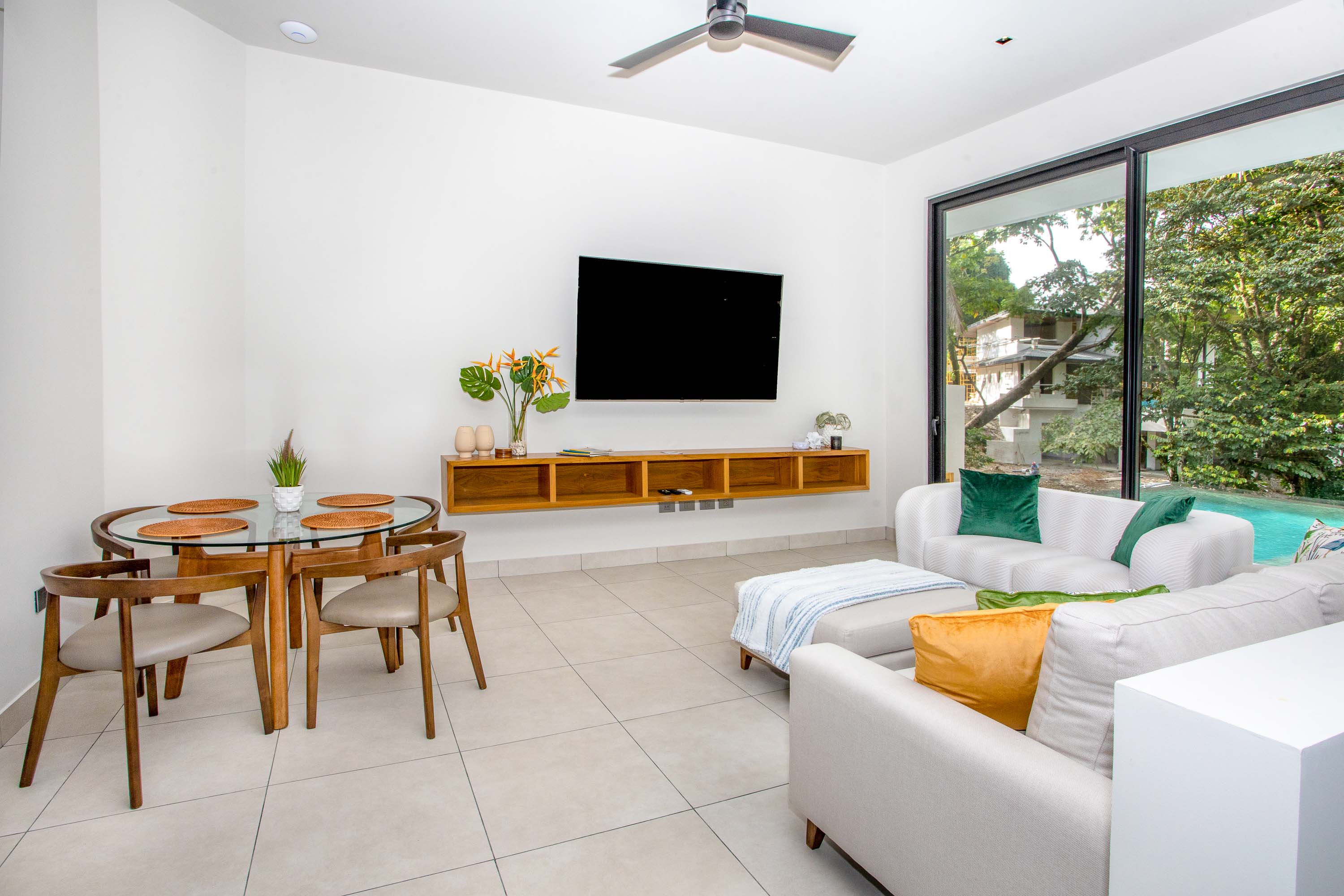 5 bed Single Family Homes For Sale in Manuel Antonio, Puntarenas - thumb 12