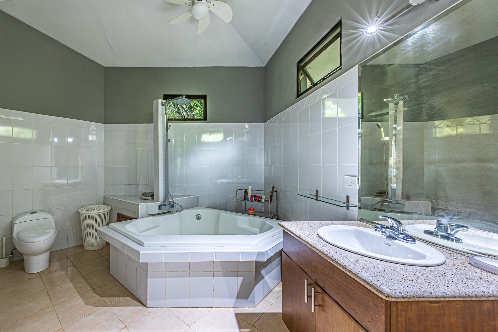 3 bed Single Family Homes For Sale in Ojochal, Puntarenas - thumb 21