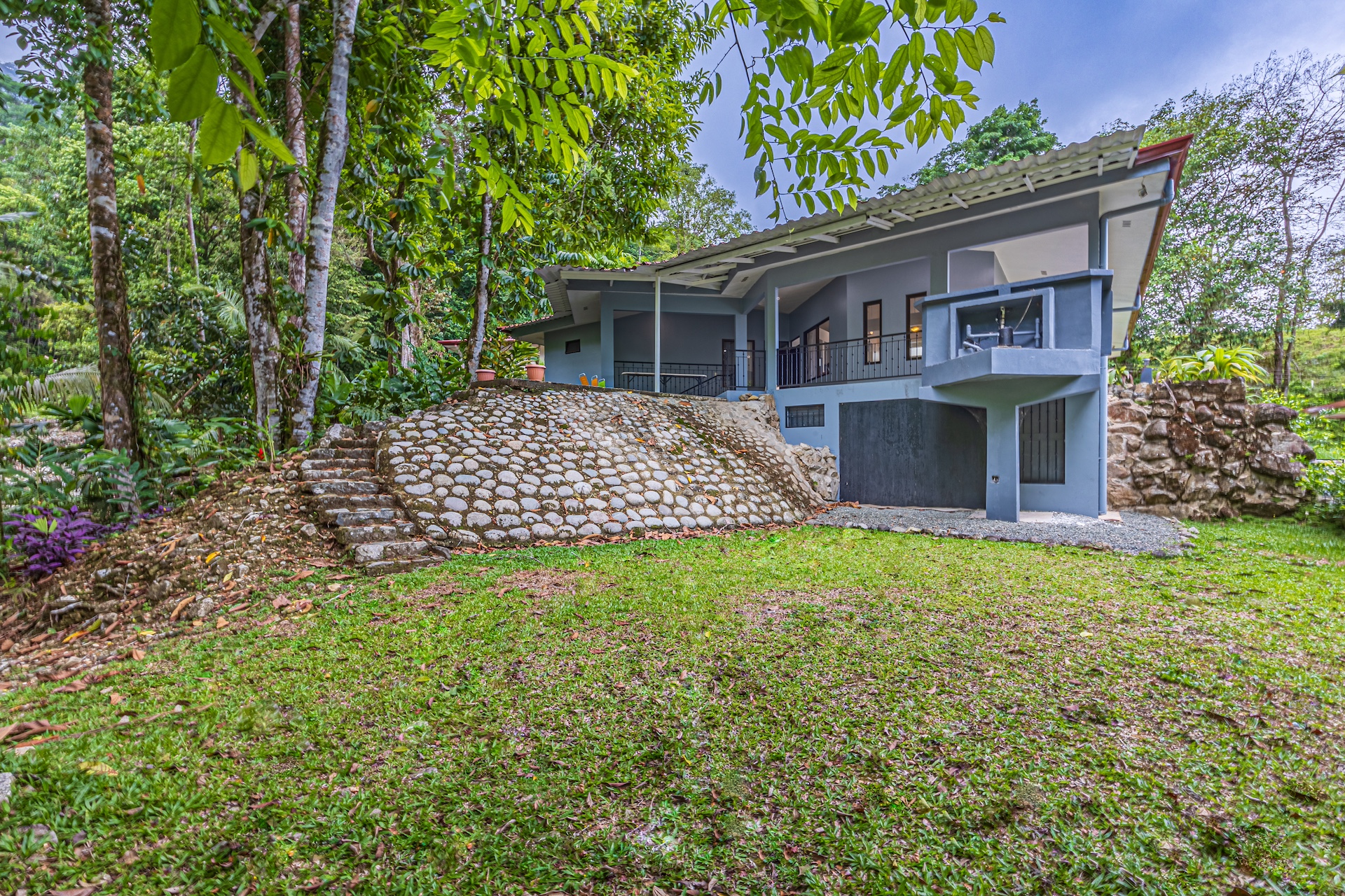 3 bed Single Family Homes For Sale in Ojochal, Puntarenas - thumb 25