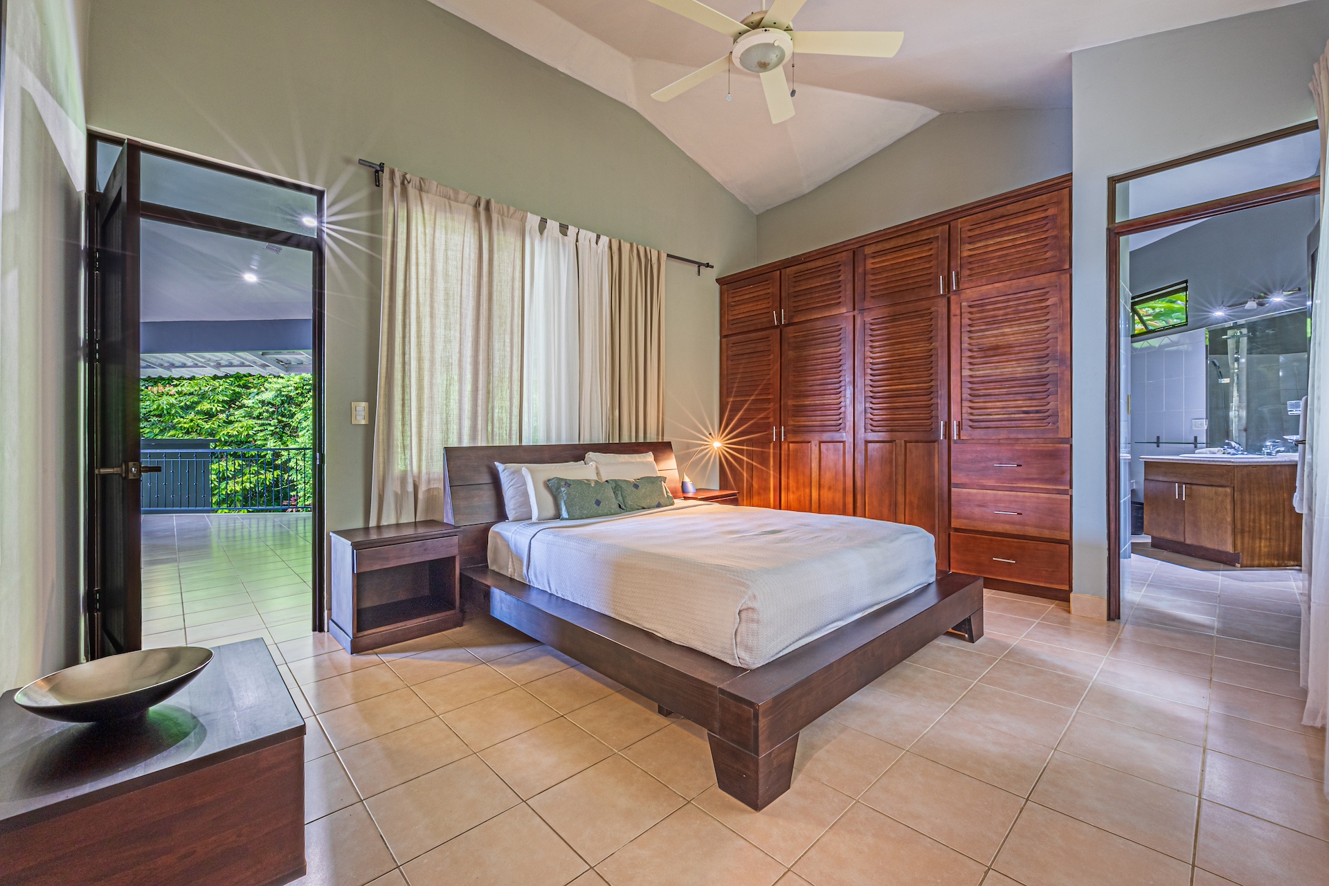 3 bed Single Family Homes For Sale in Ojochal, Puntarenas - thumb 18