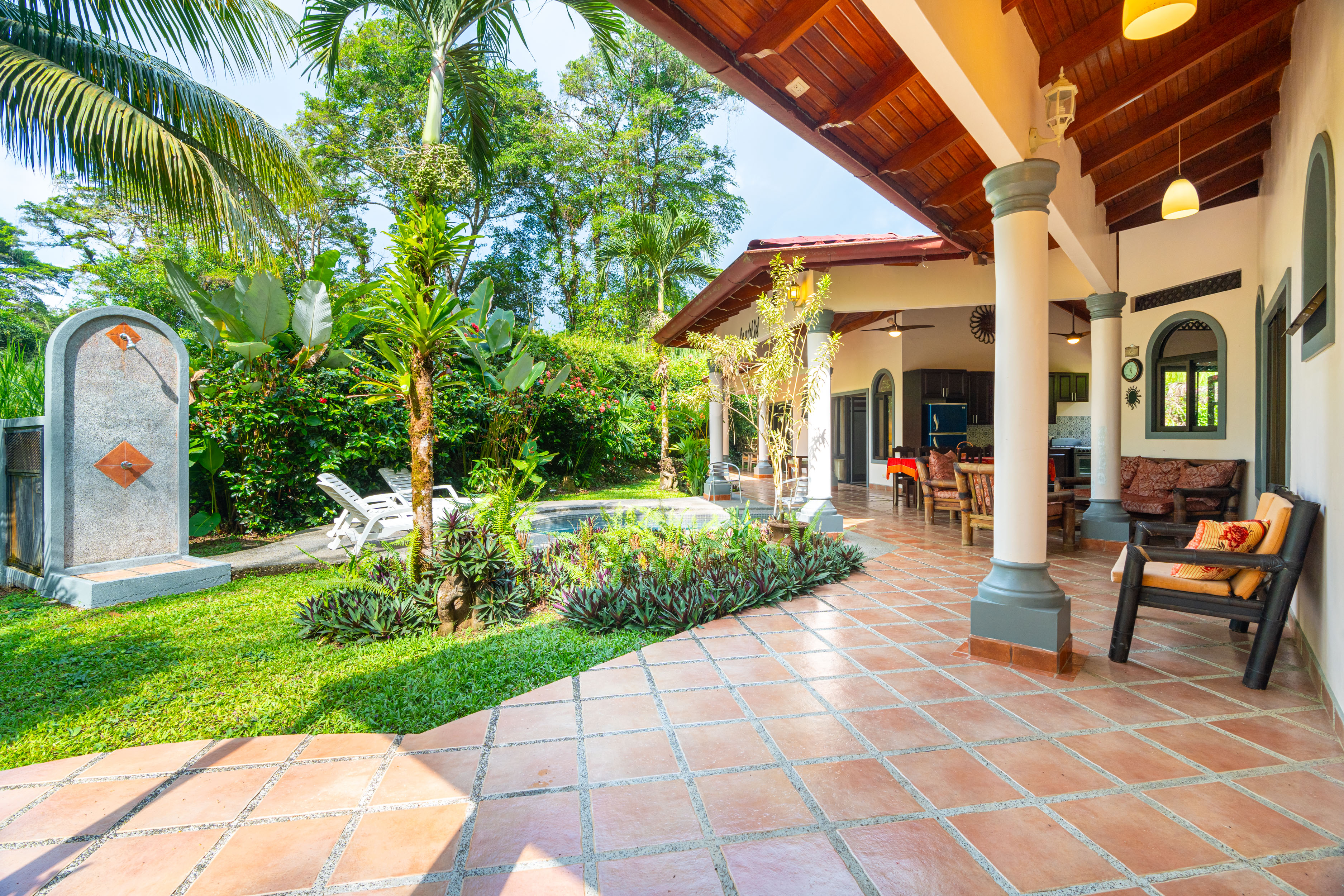 4 bed Single Family Homes For Sale in Ojochal, Puntarenas - thumb 5