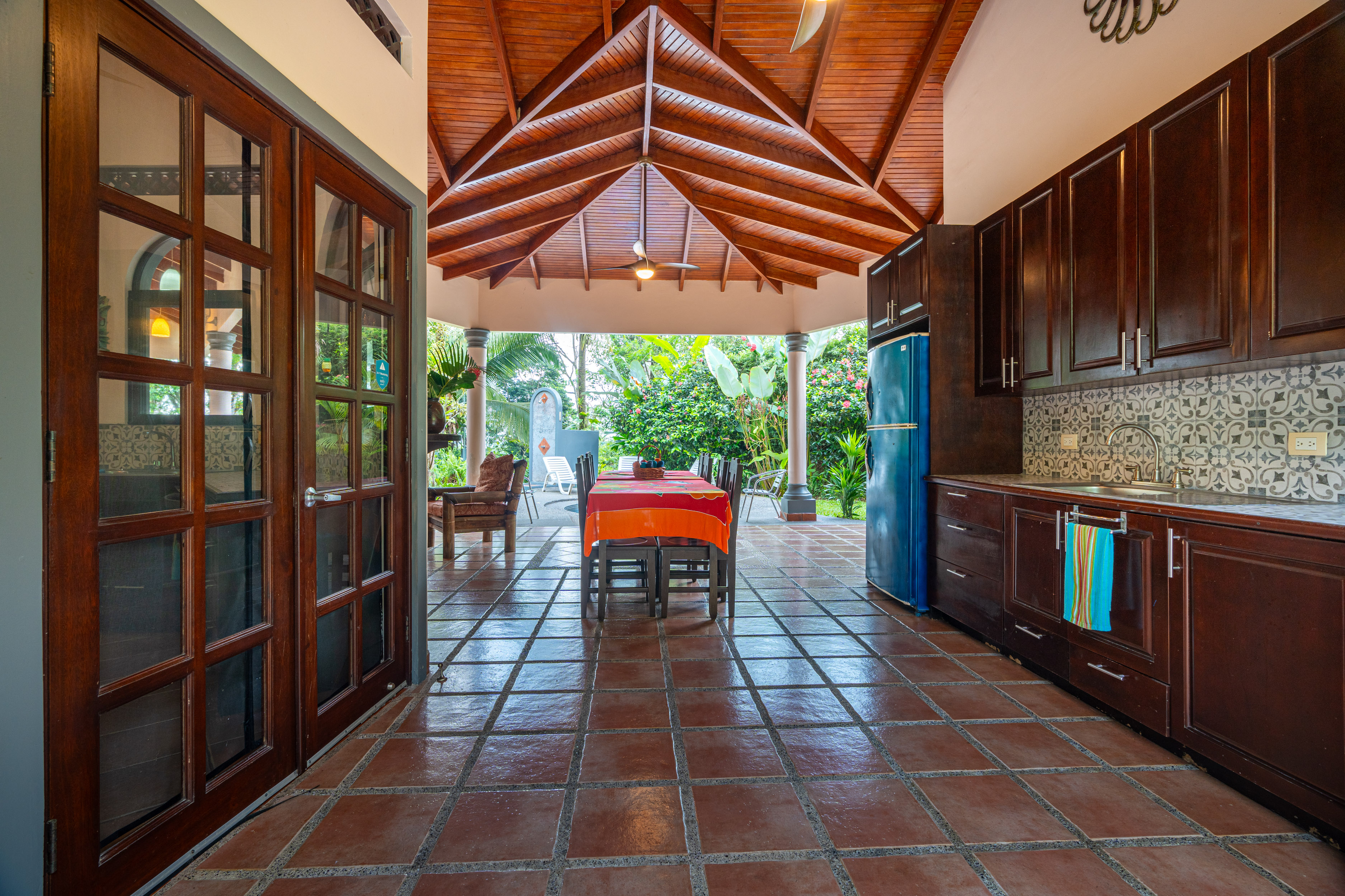 4 bed Single Family Homes For Sale in Ojochal, Puntarenas - thumb 11