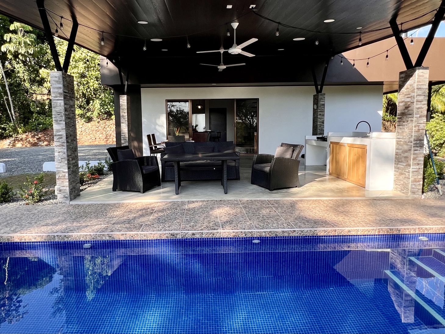 3 bed Single Family Homes For Sale in Ojochal, Puntarenas - thumb 7