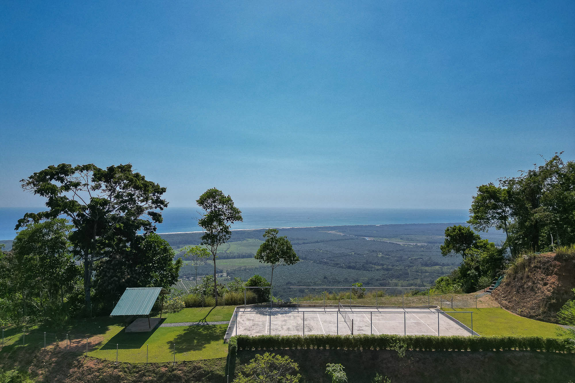 4 bed Single Family Homes For Sale in Savegre, Puntarenas - thumb 5