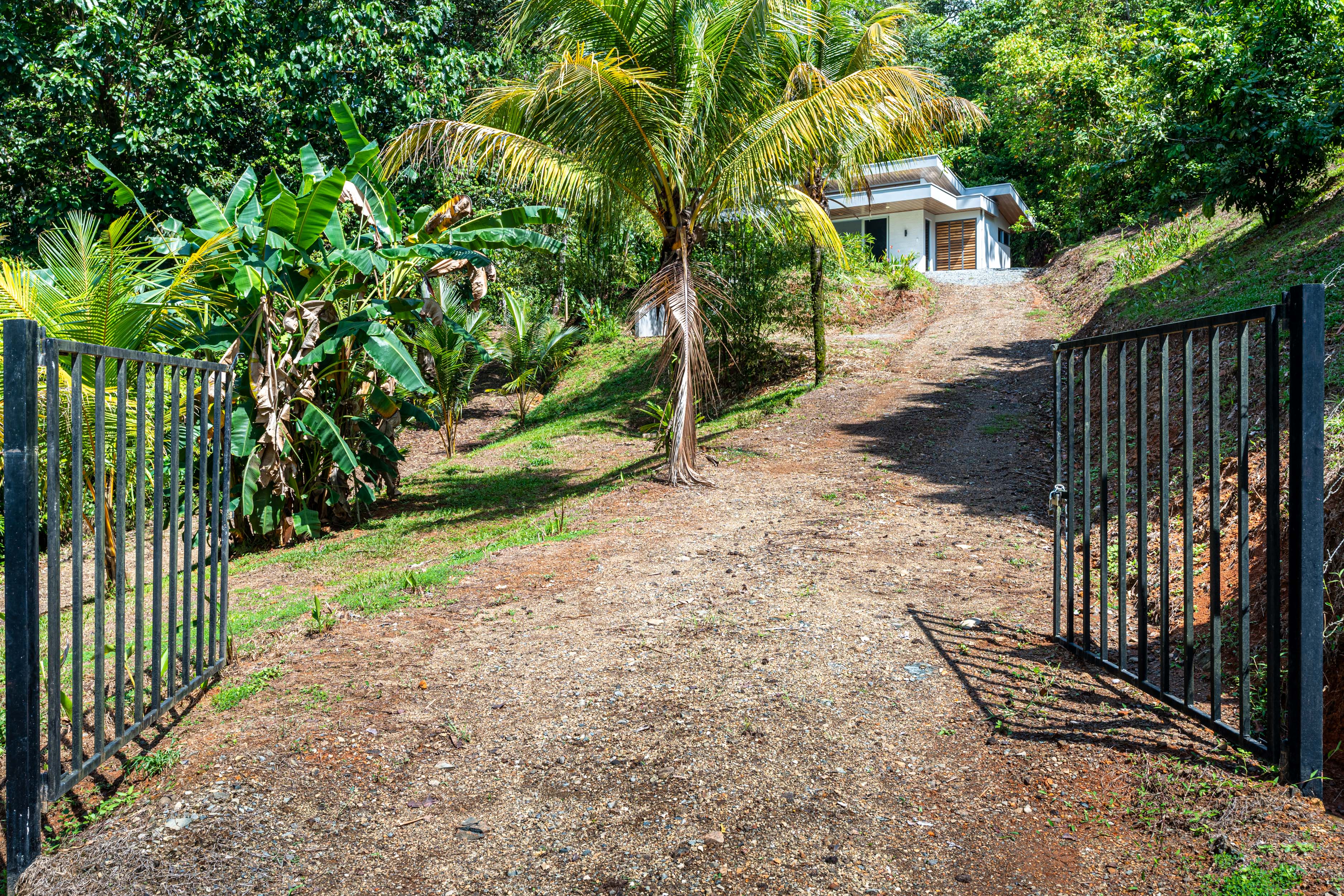 2 bed Single Family Homes For Sale in Ojochal, Puntarenas - thumb 27