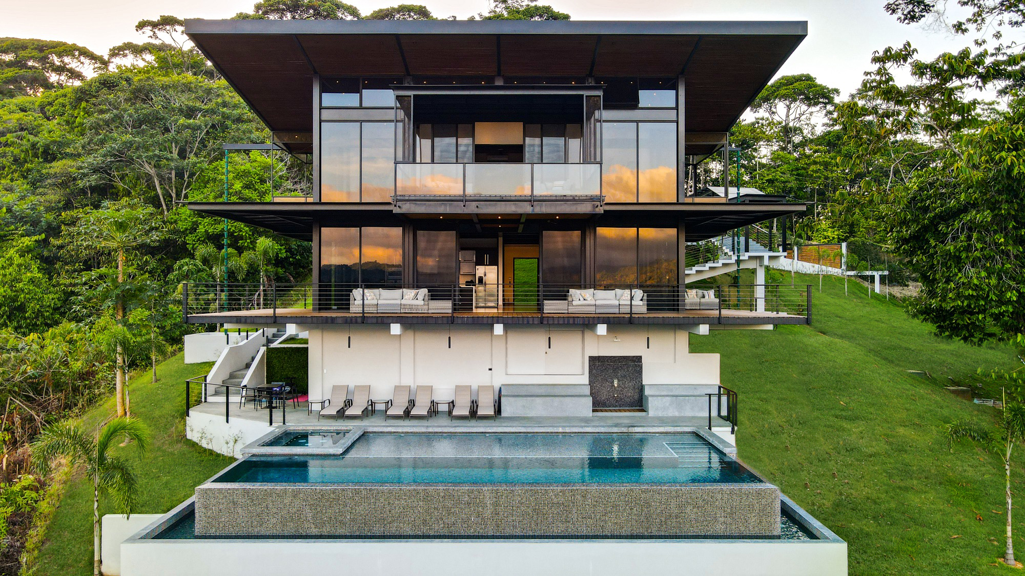 3 bed Single Family Homes For Sale in Dominical, Puntarenas - thumb 1