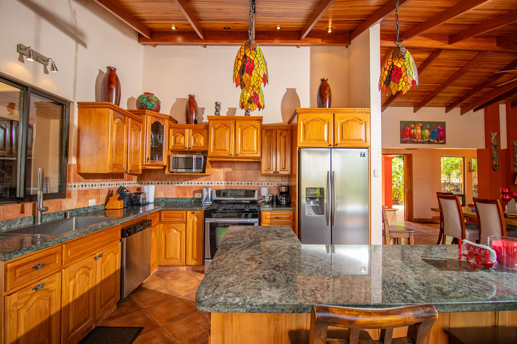 4 bed Single Family Homes For Sale in Atenas, Alajuela - thumb 15