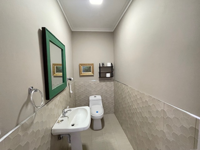 4 bed Single Family Homes For Sale in Ciudad Cariari, Heredia - thumb 3