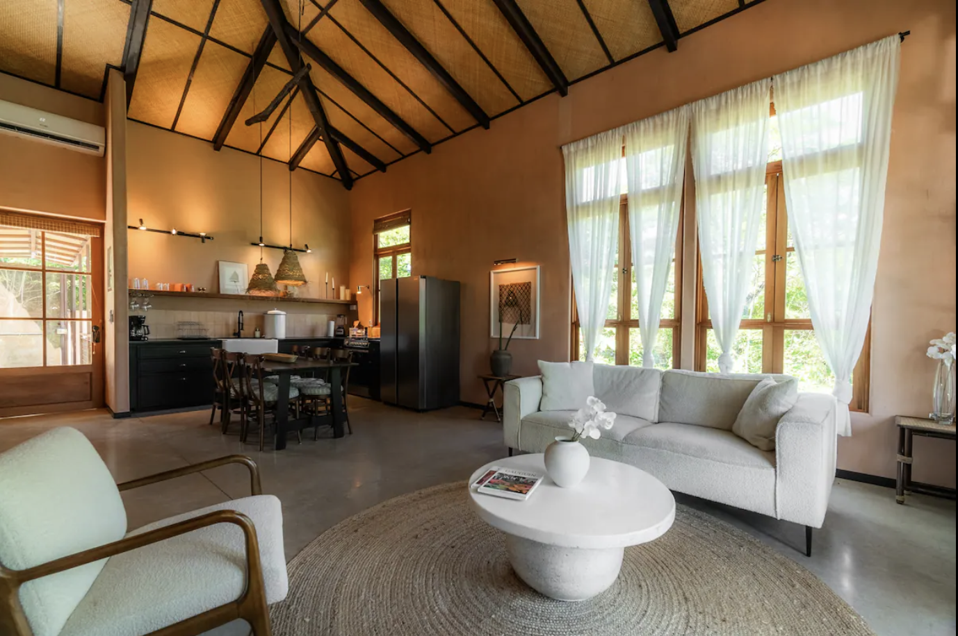 4 bed Single Family Homes For Sale in Santiago, Puntarenas - thumb 5