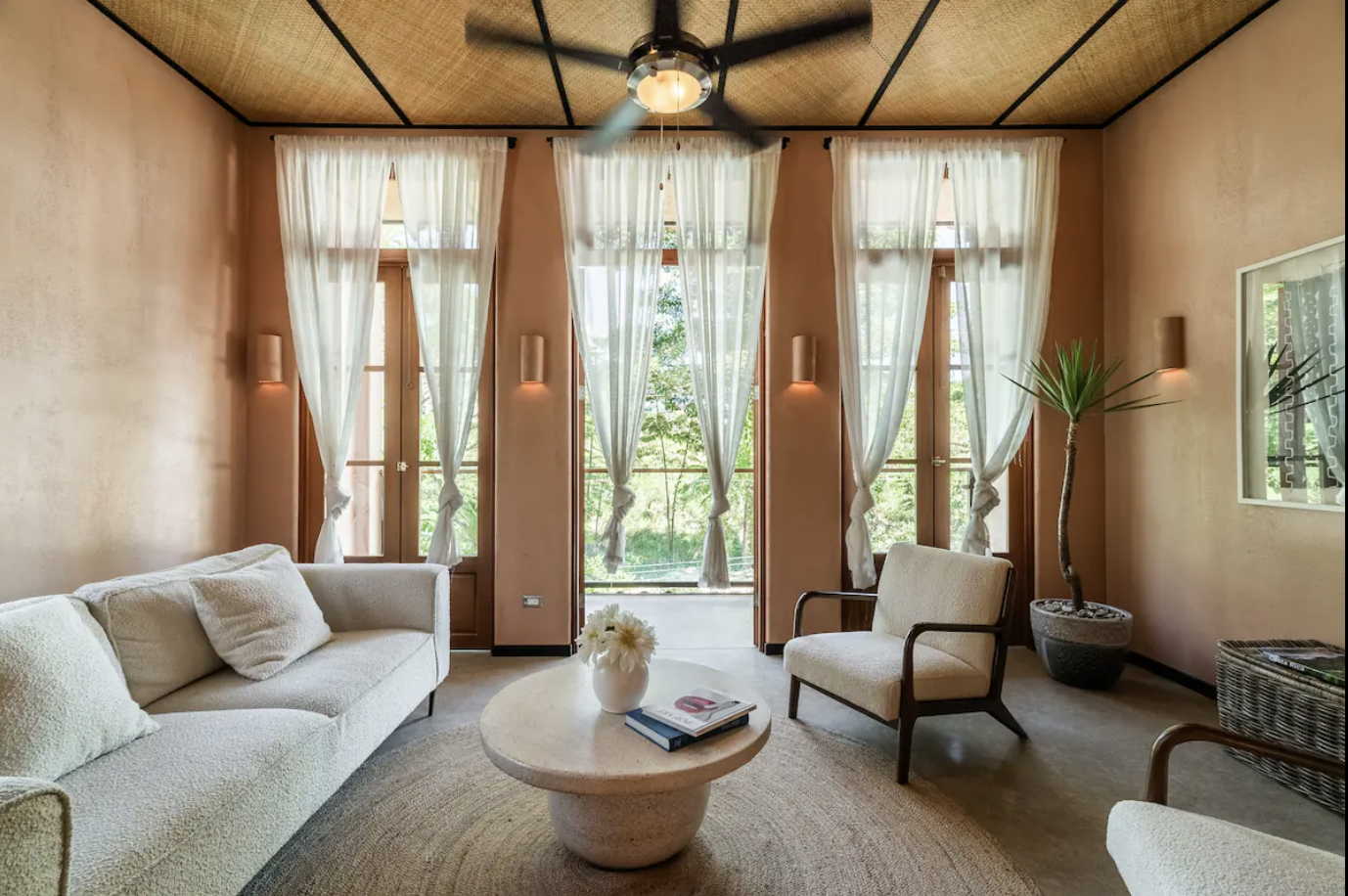 4 bed Single Family Homes For Sale in Santiago, Puntarenas - thumb 4