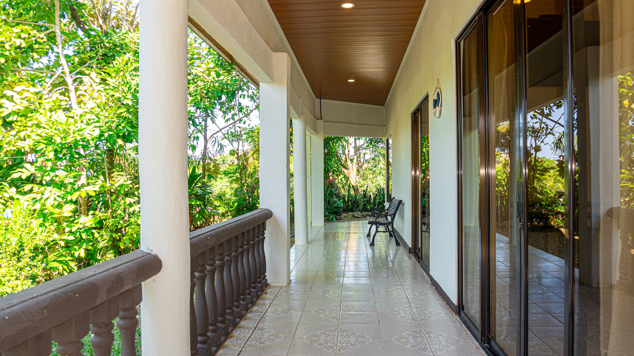 3 bed Single Family Homes For Sale in Uvita, Puntarenas - thumb 8