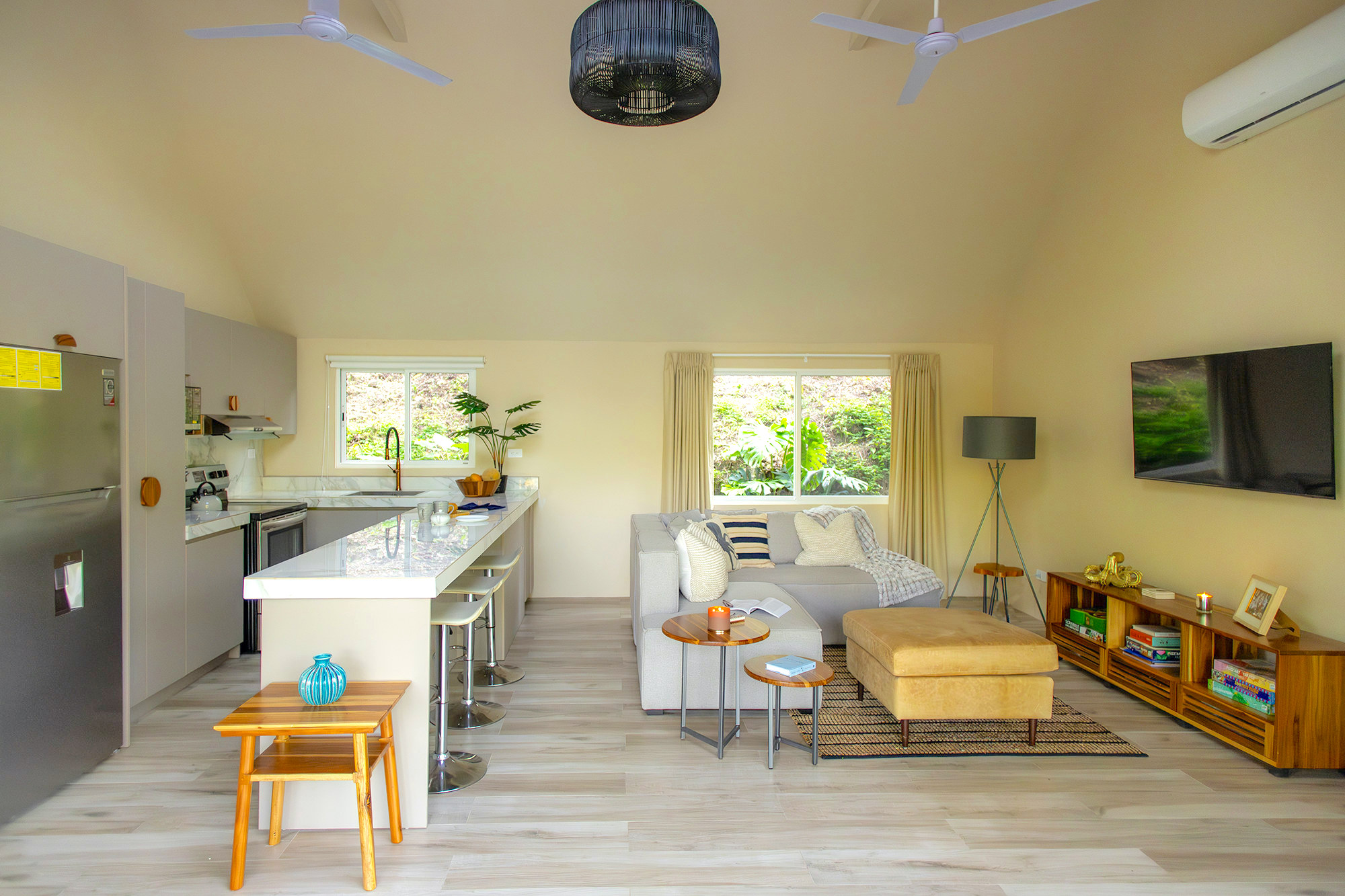 2 bed Single Family Homes For Sale in Manuel Antonio, Puntarenas - thumb 6