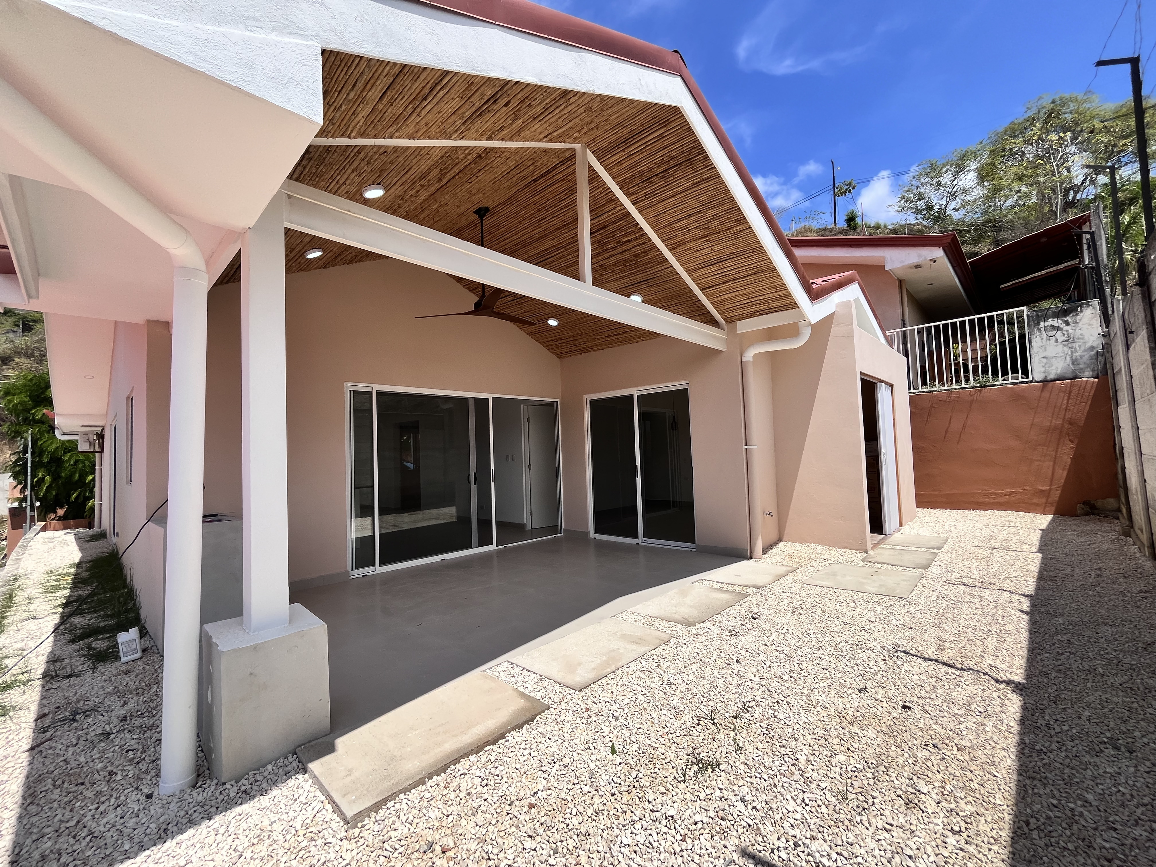 3 bed Single Family Homes For Sale in Jaco, Puntarenas - thumb 16