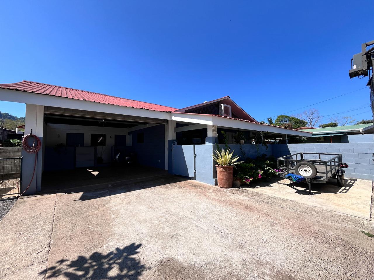 4 bed Single Family Homes For Sale in Jaco, Puntarenas - thumb 17