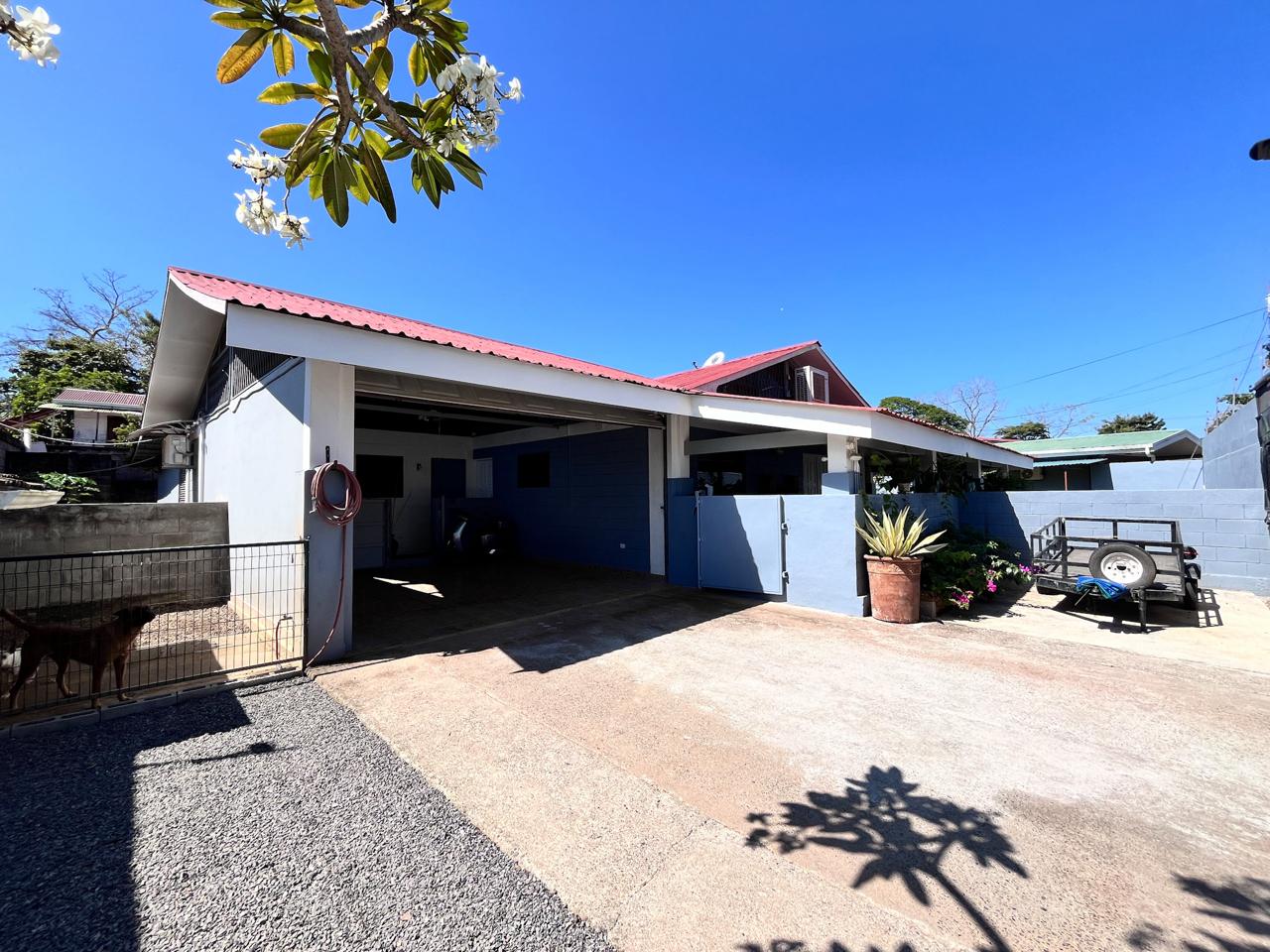 4 bed Single Family Homes For Sale in Jaco, Puntarenas - thumb 18