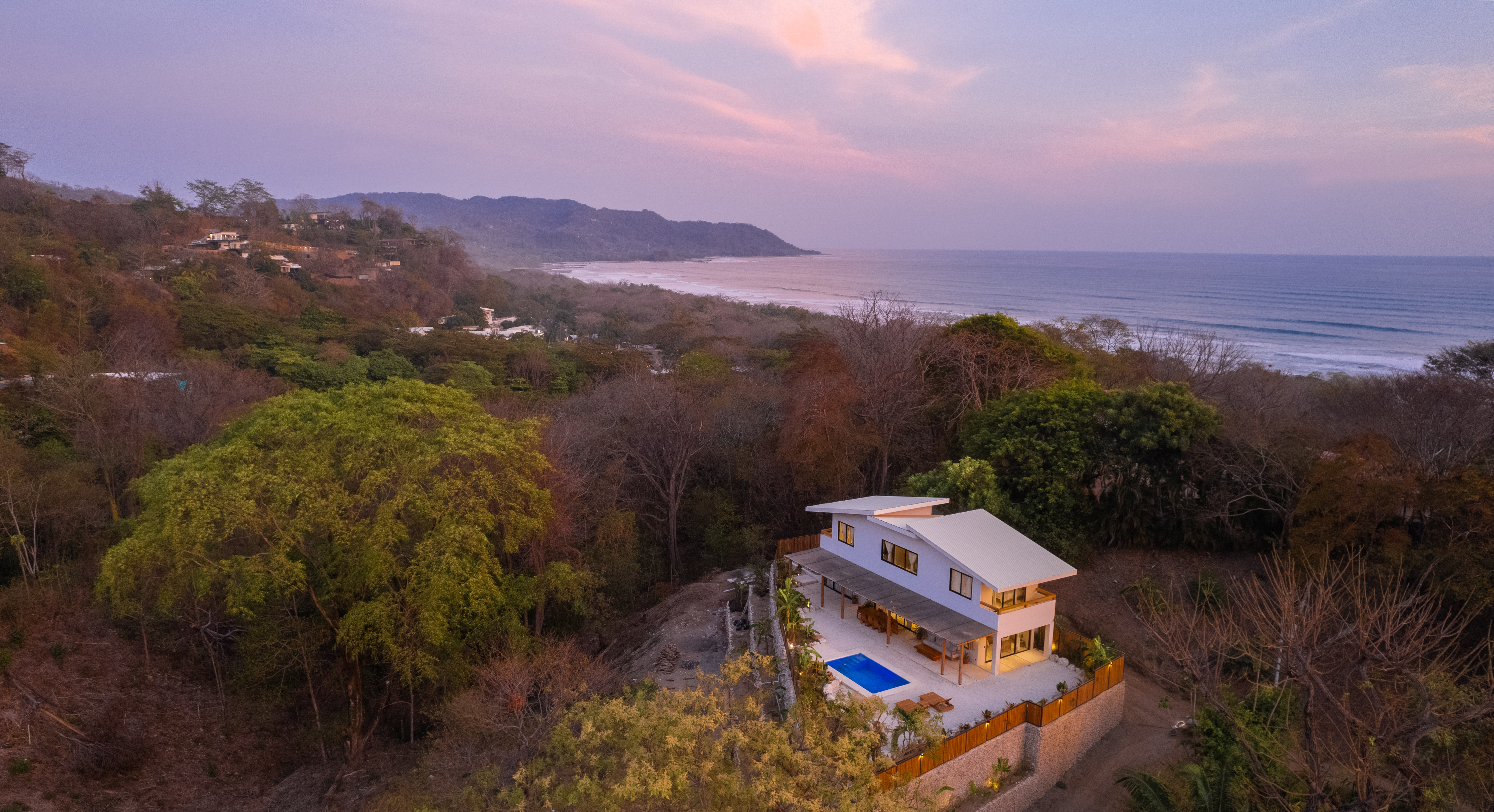 3 bed Single Family Homes For Sale in Santa Teresa, Puntarenas - thumb 5