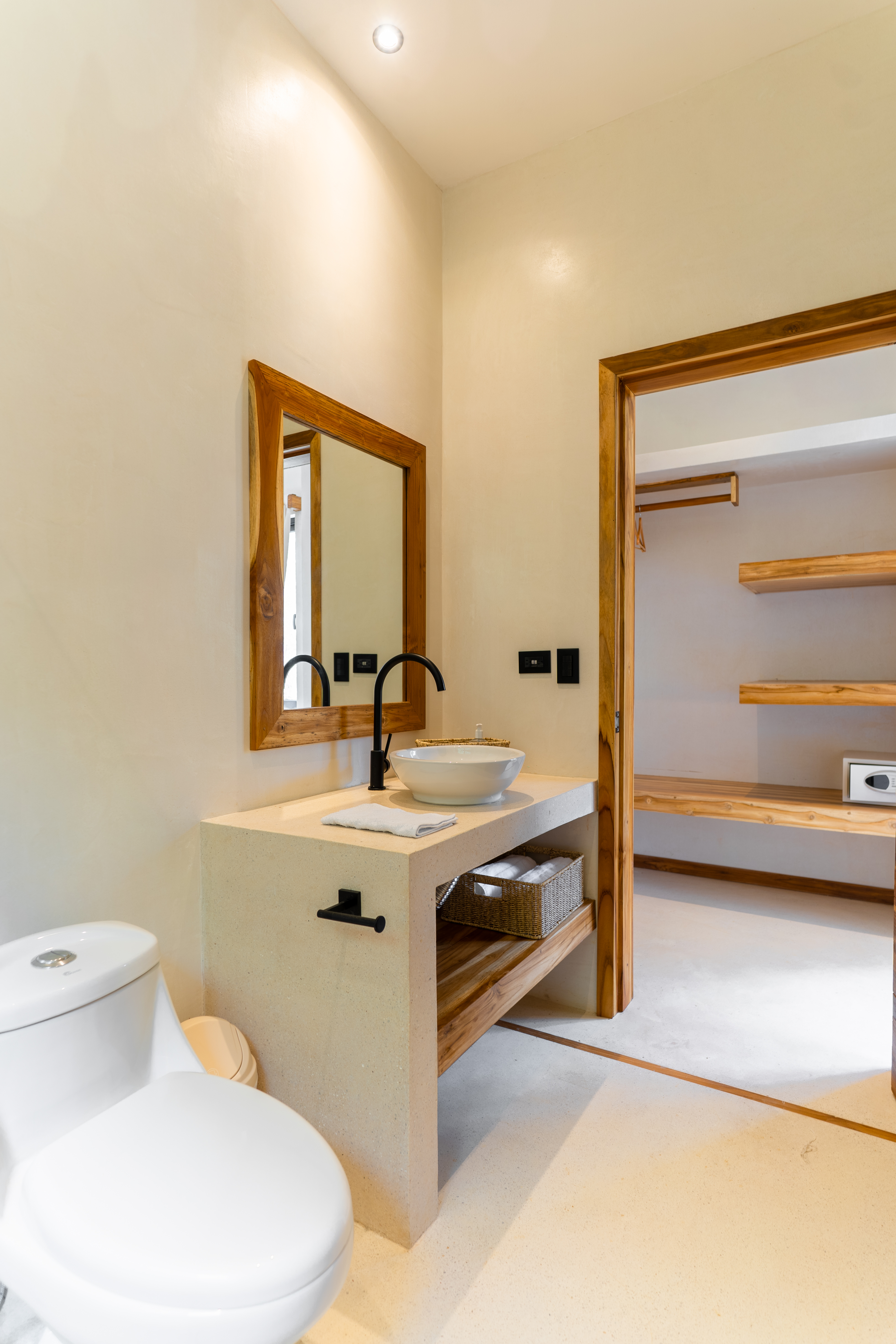 3 bed Single Family Homes For Sale in Santa Teresa, Puntarenas - thumb 17