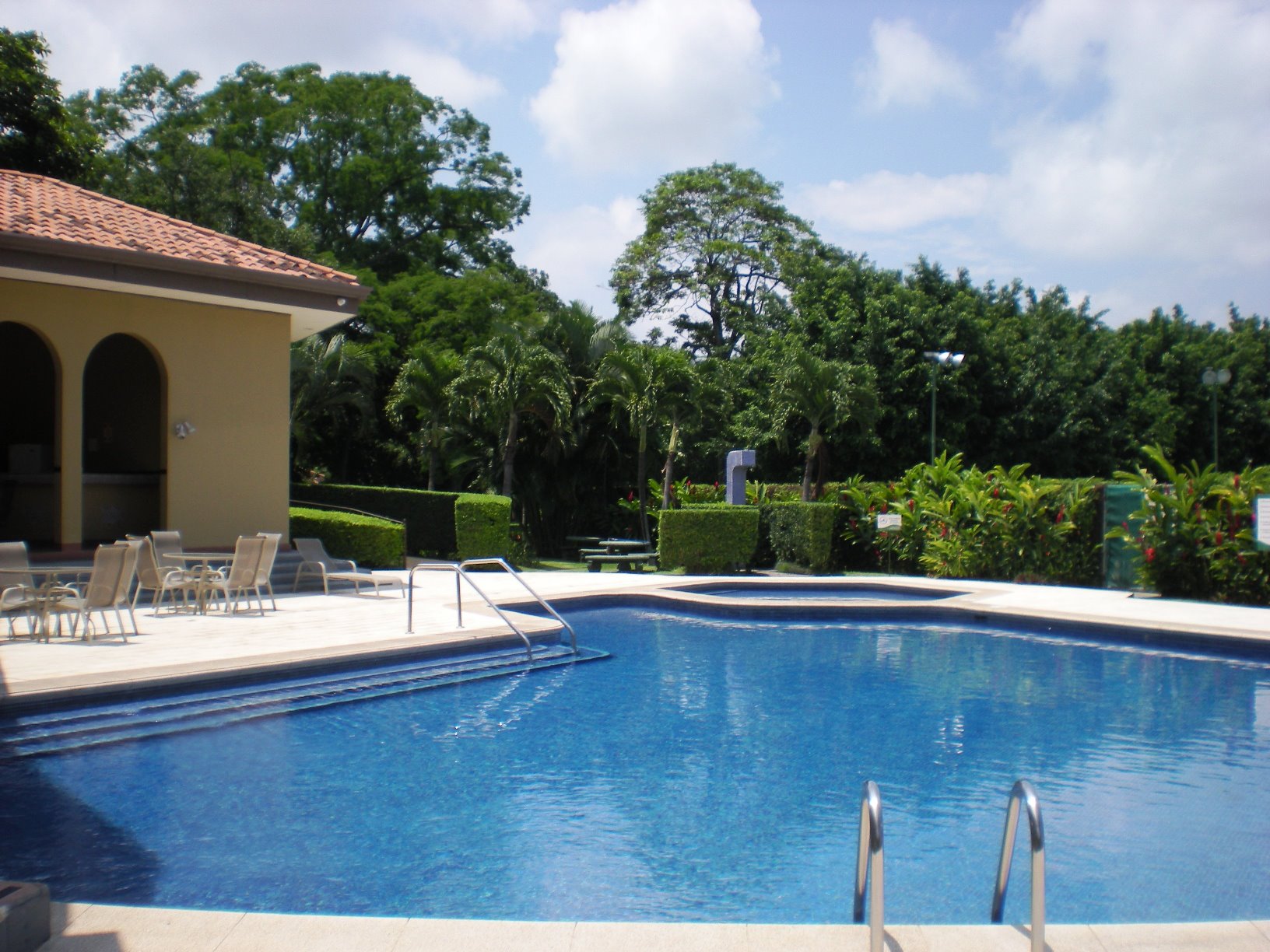 4 bed Single Family Homes For Sale in Santa Ana, San Jose - thumb 14