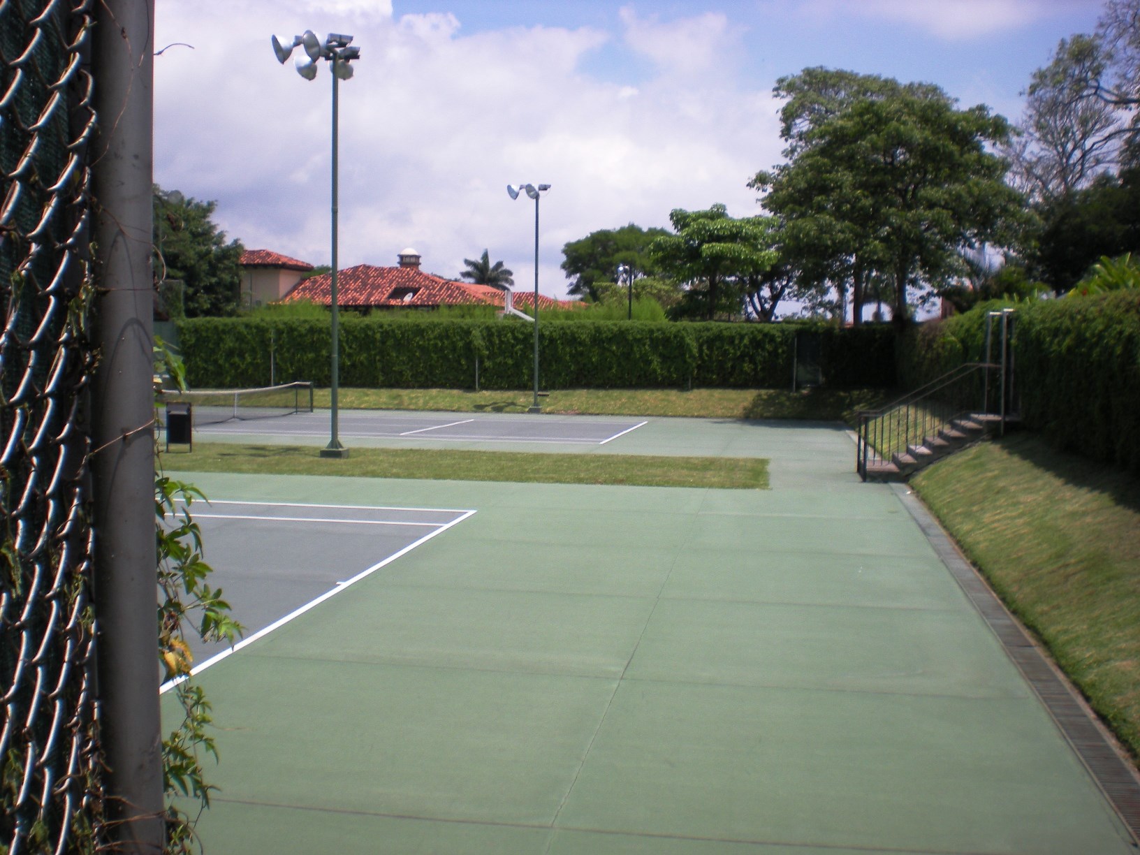 4 bed Single Family Homes For Sale in Santa Ana, San Jose - thumb 15