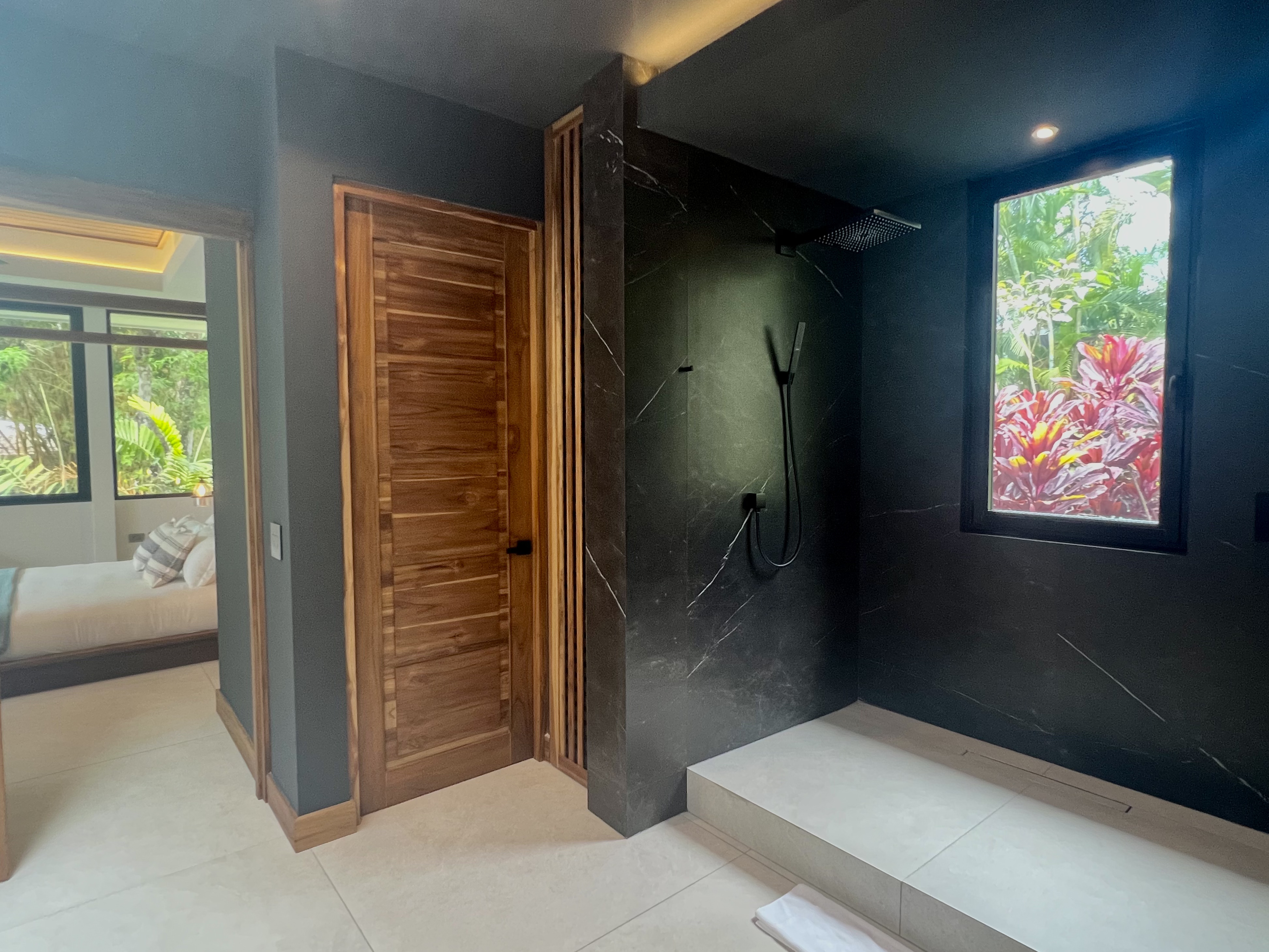 5 bed Single Family Homes For Sale in Manuel Antonio, Puntarenas - thumb 29