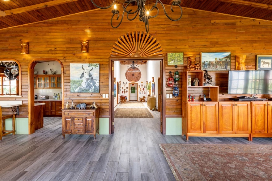 5 bed Single Family Homes For Sale in San Pablo, San Jose - thumb 11