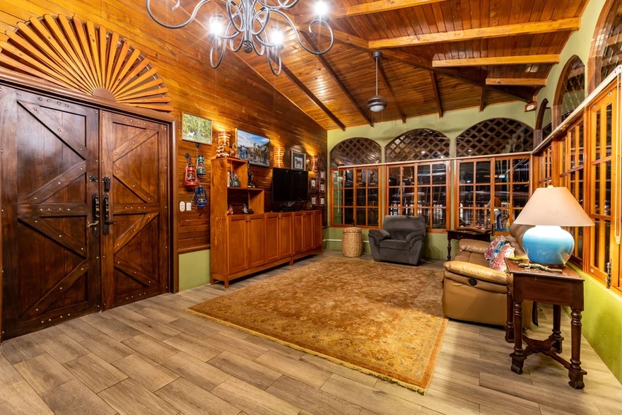 5 bed Single Family Homes For Sale in San Pablo, San Jose - thumb 15