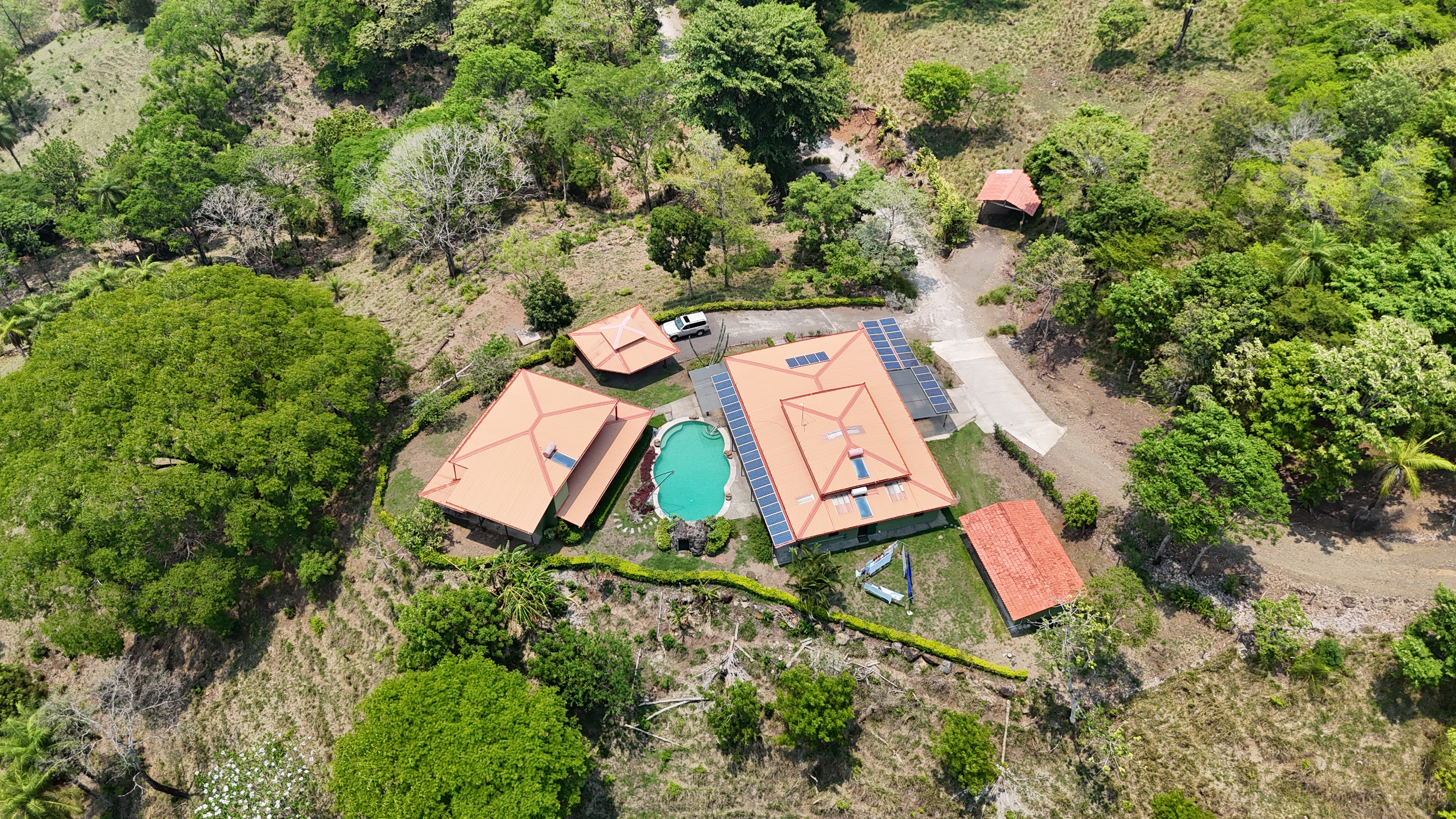 5 bed Single Family Homes For Sale in San Pablo, San Jose - thumb 1