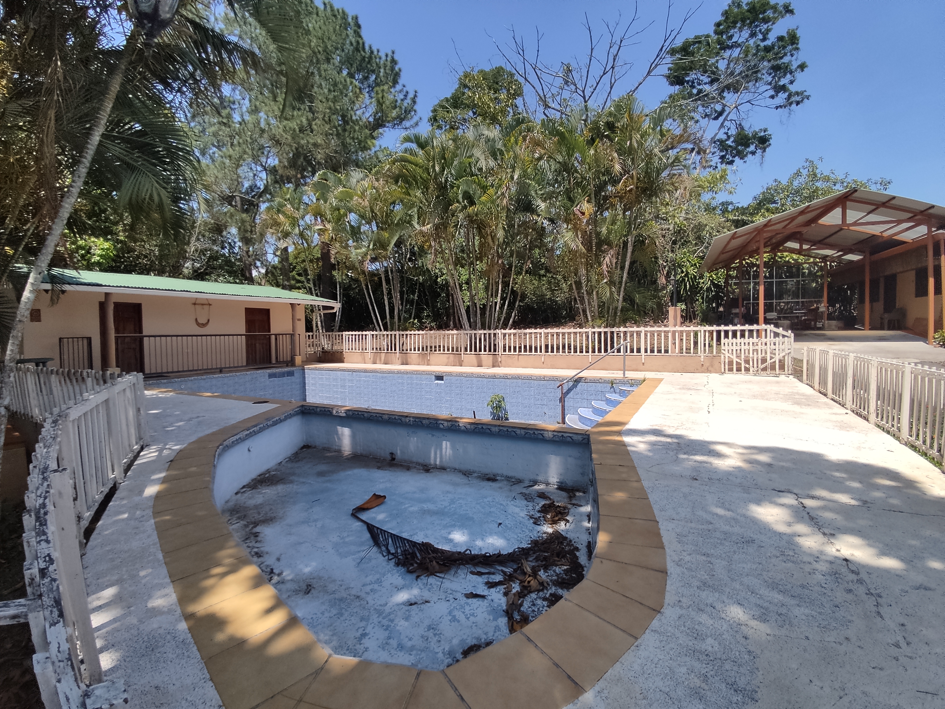 4 bed Single Family Homes For Sale in Atenas, Alajuela - thumb 14