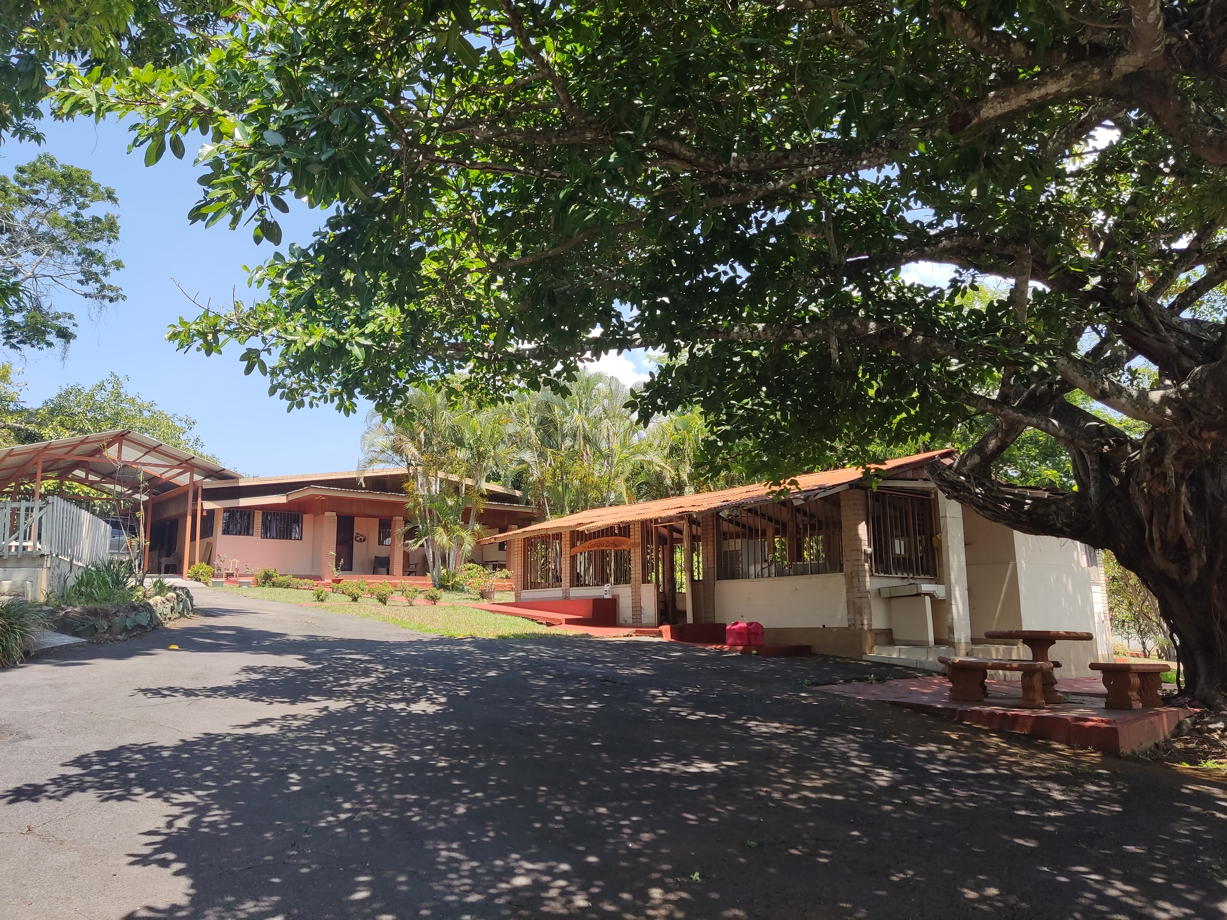 4 bed Single Family Homes For Sale in Atenas, Alajuela - thumb 7