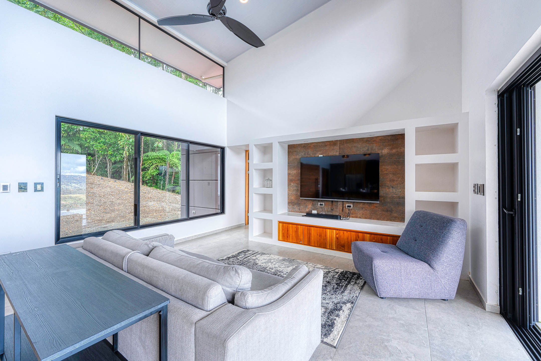 3 bed Single Family Homes For Sale in Dominical, Puntarenas - thumb 14