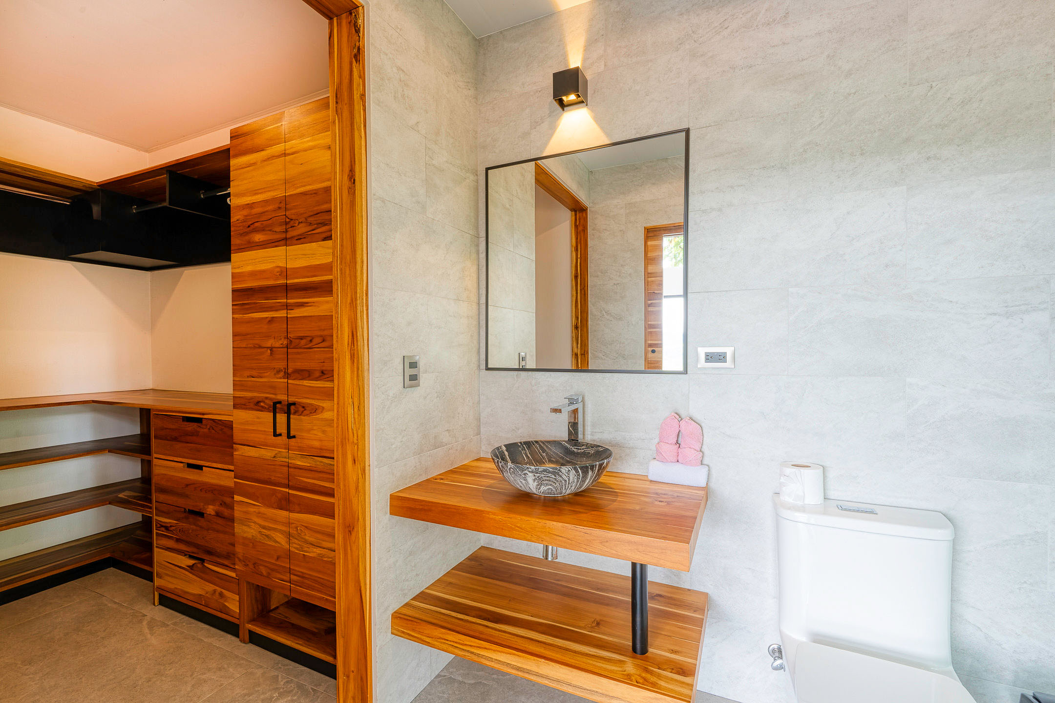 3 bed Single Family Homes For Sale in Dominical, Puntarenas - thumb 23