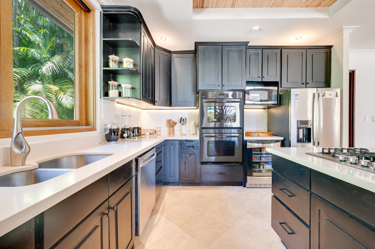 4 bed Single Family Homes For Sale in Playa Conchal, Guanacaste - thumb 5