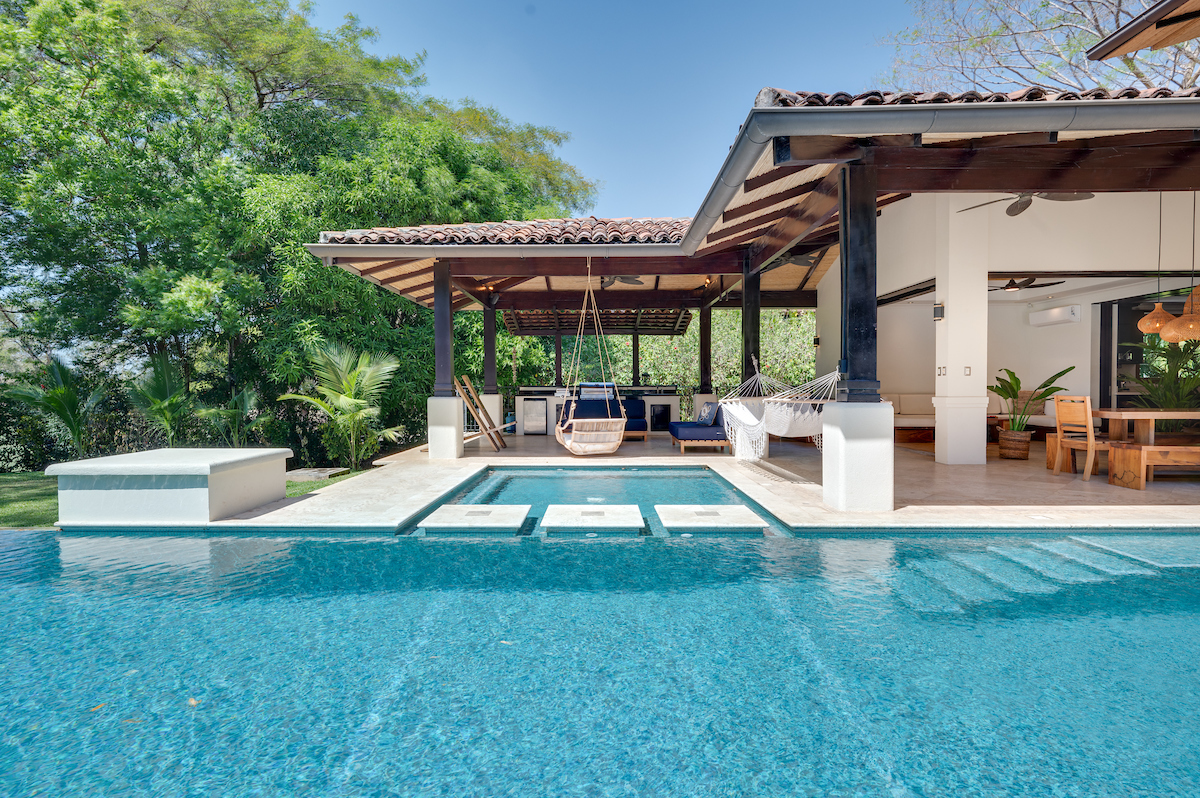 4 bed Single Family Homes For Sale in Playa Conchal, Guanacaste - thumb 19