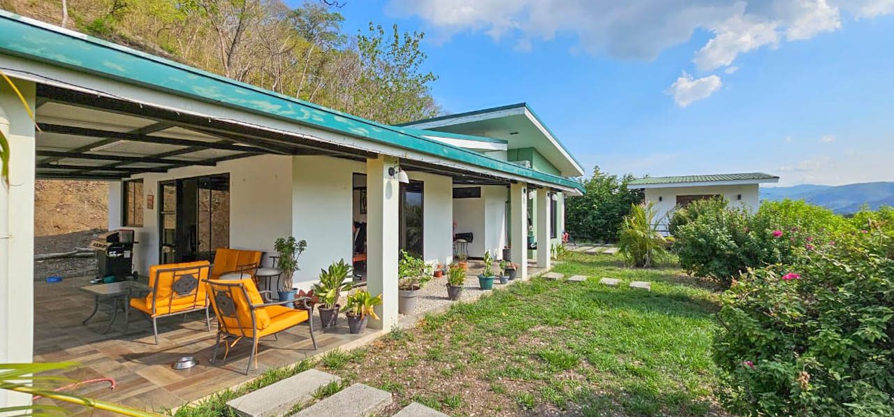 4 bed Single Family Homes For Sale in Nicoya Peninsula, Guanacaste - thumb 2