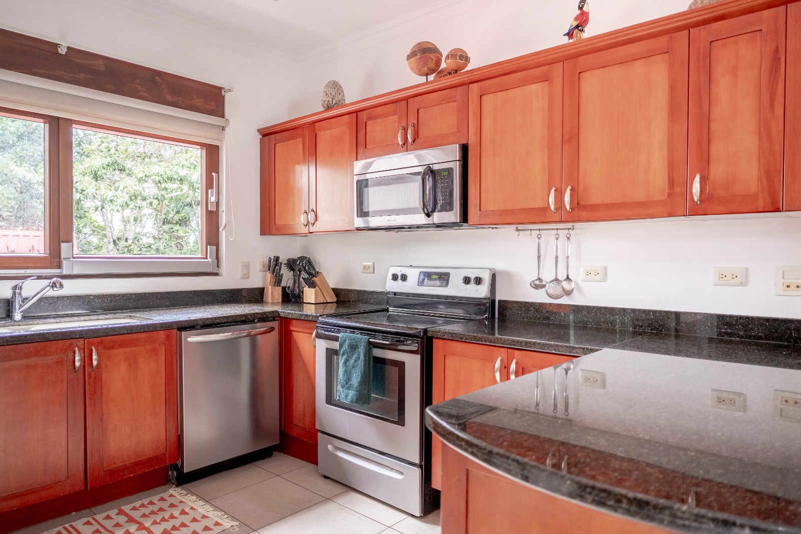 2 bed Condo For Sale in Jaco, Puntarenas - thumb 14