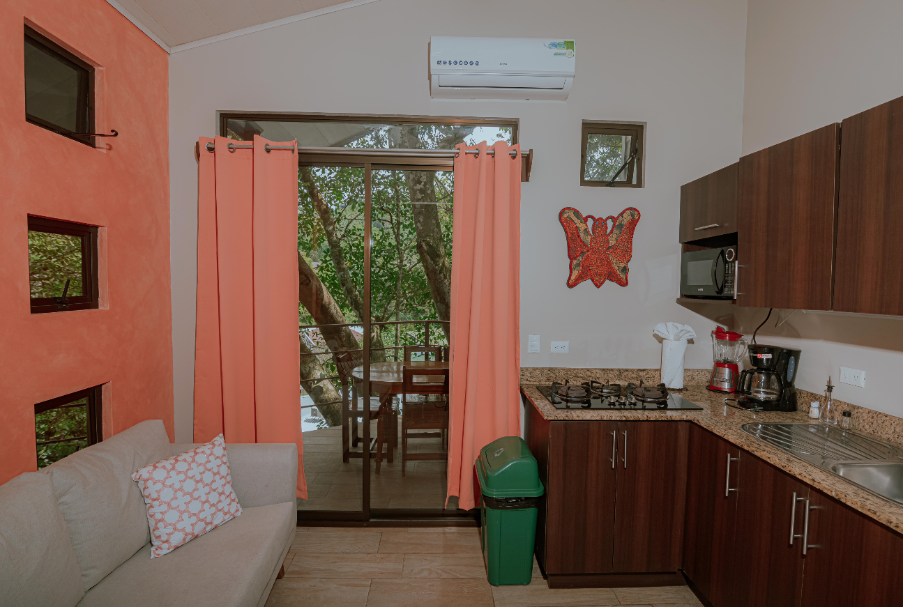 12 bed Hotel / Leisure For Sale in Manuel Antonio, Puntarenas - thumb 20