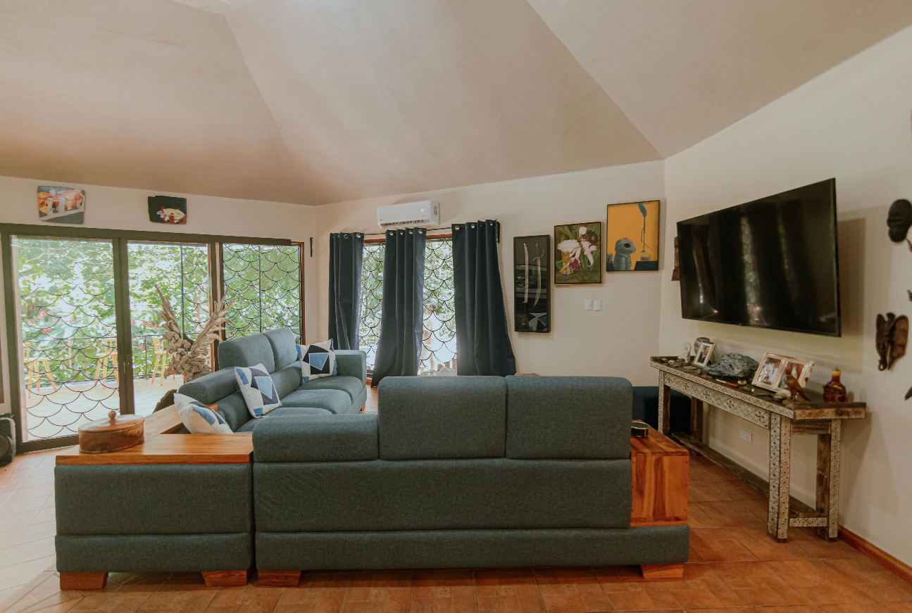 12 bed Hotel / Leisure For Sale in Manuel Antonio, Puntarenas - thumb 6