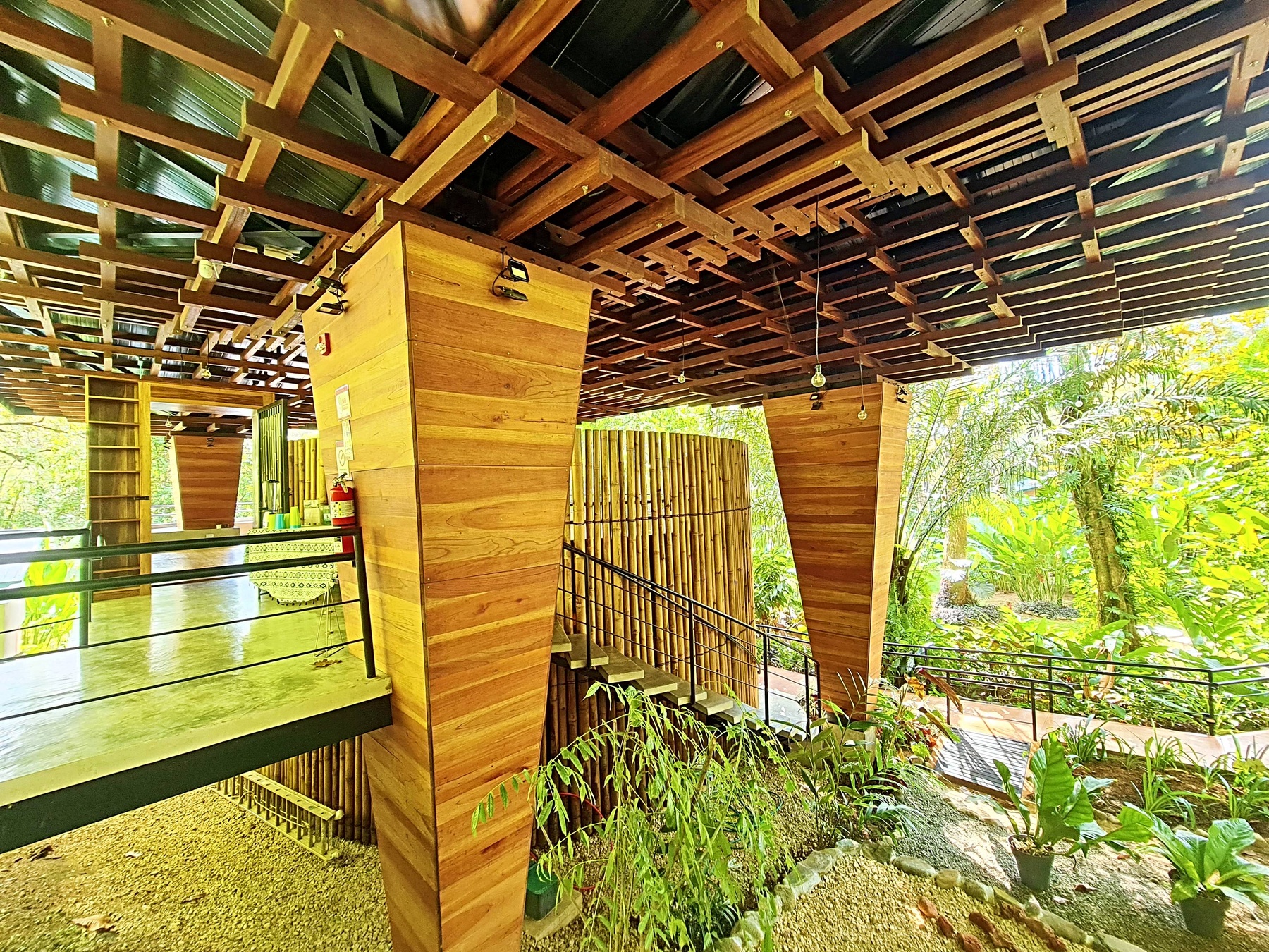 8 bed Hotel / Leisure For Sale in Ojochal, Puntarenas - thumb 4