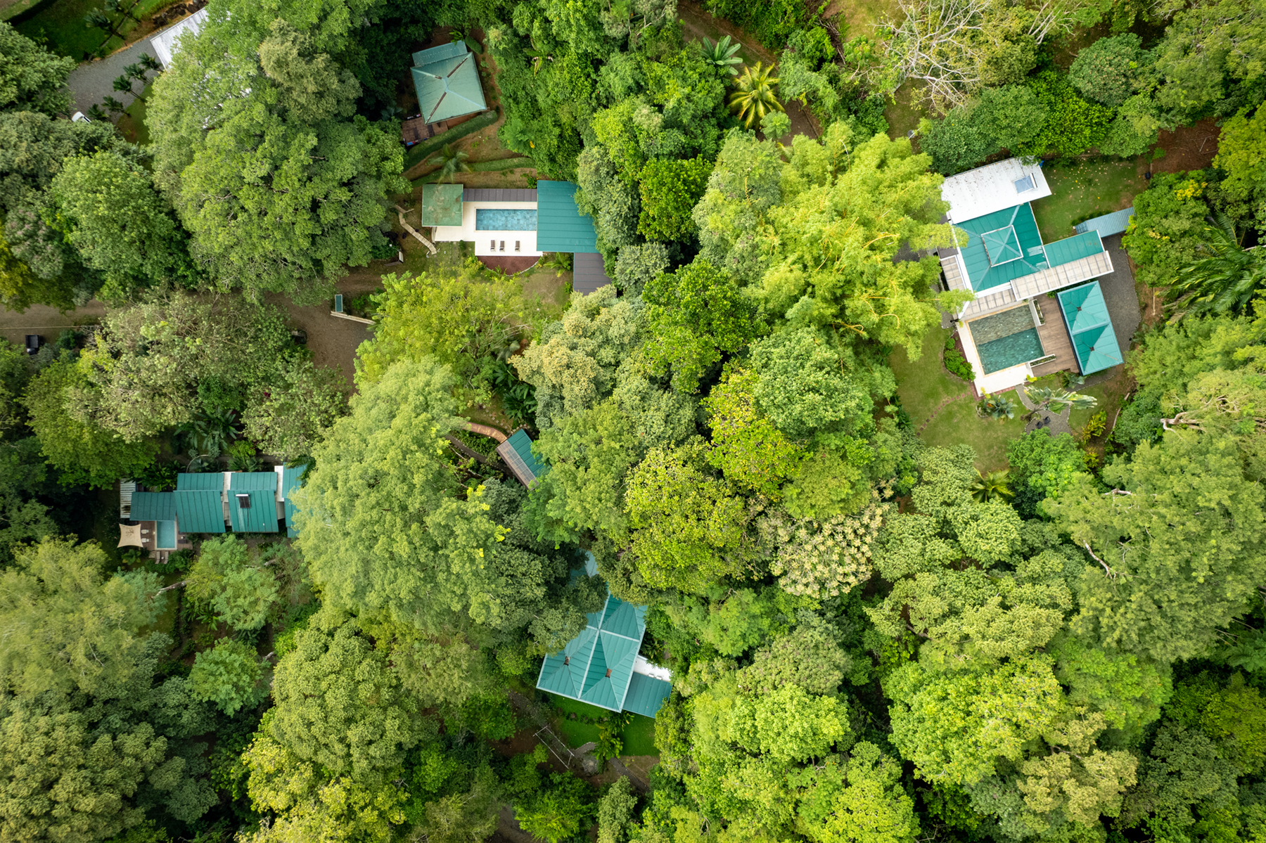 8 bed Hotel / Leisure For Sale in Ojochal, Puntarenas - thumb 3