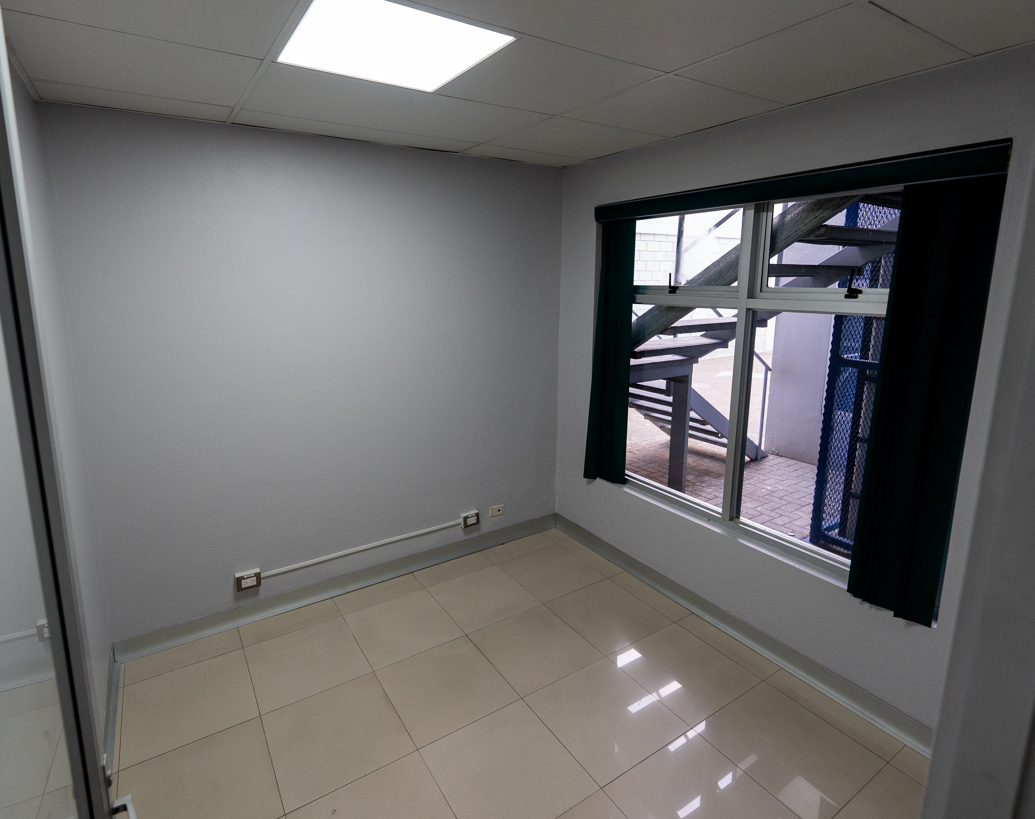 7 bed Commercial For Sale in La Uruca, San Jose - thumb 21